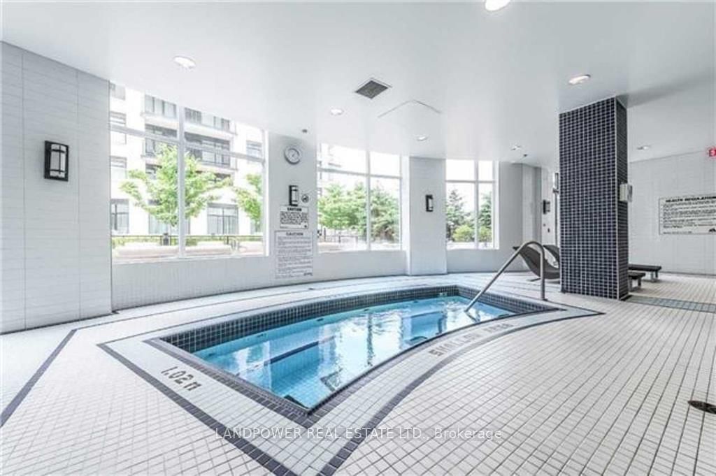 151 Upper Duke Cres, unit 806 for sale - image #23