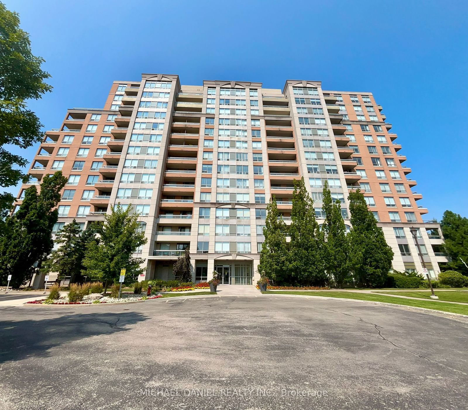 Empire Place on Yonge Condos, Richmond Hill, Toronto