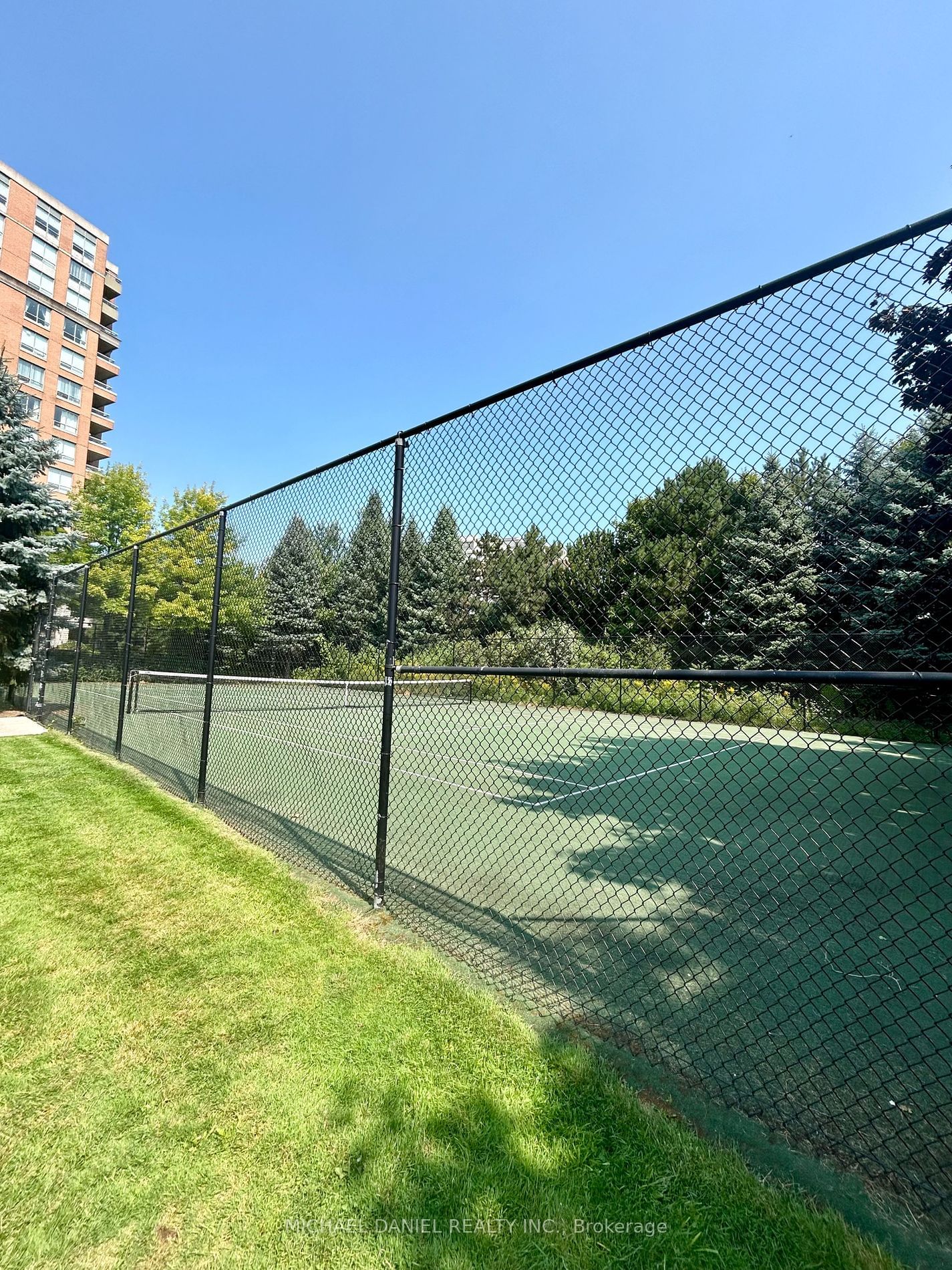 29 Northern Heights Dr, unit 306 for sale - image #3