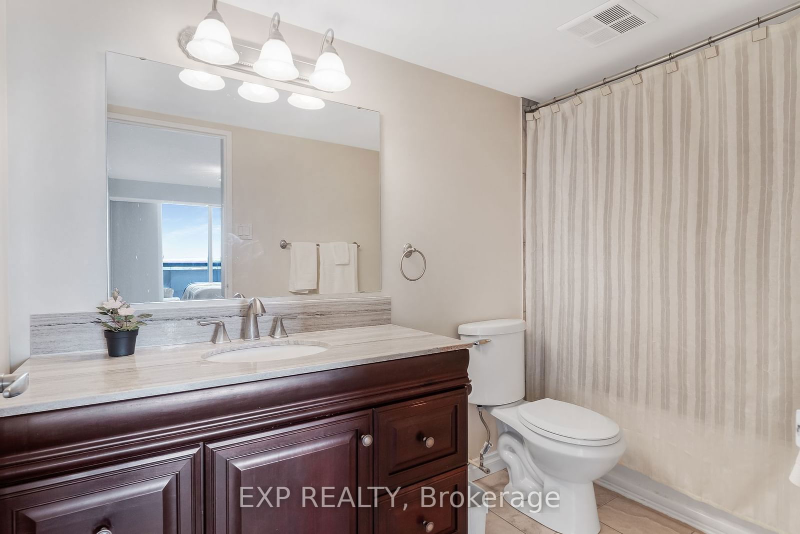 40 William Roe Blvd, unit 1007 for sale - image #16