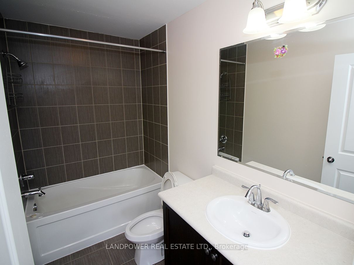 1331 Major Mackenzie Dr, unit 5 for rent - image #26