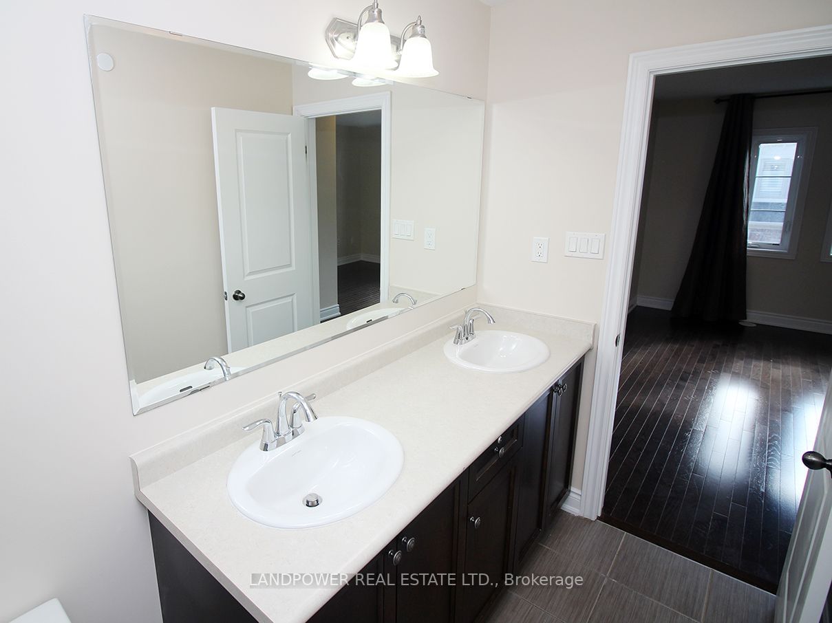 1331 Major Mackenzie Dr, unit 5 for rent - image #31