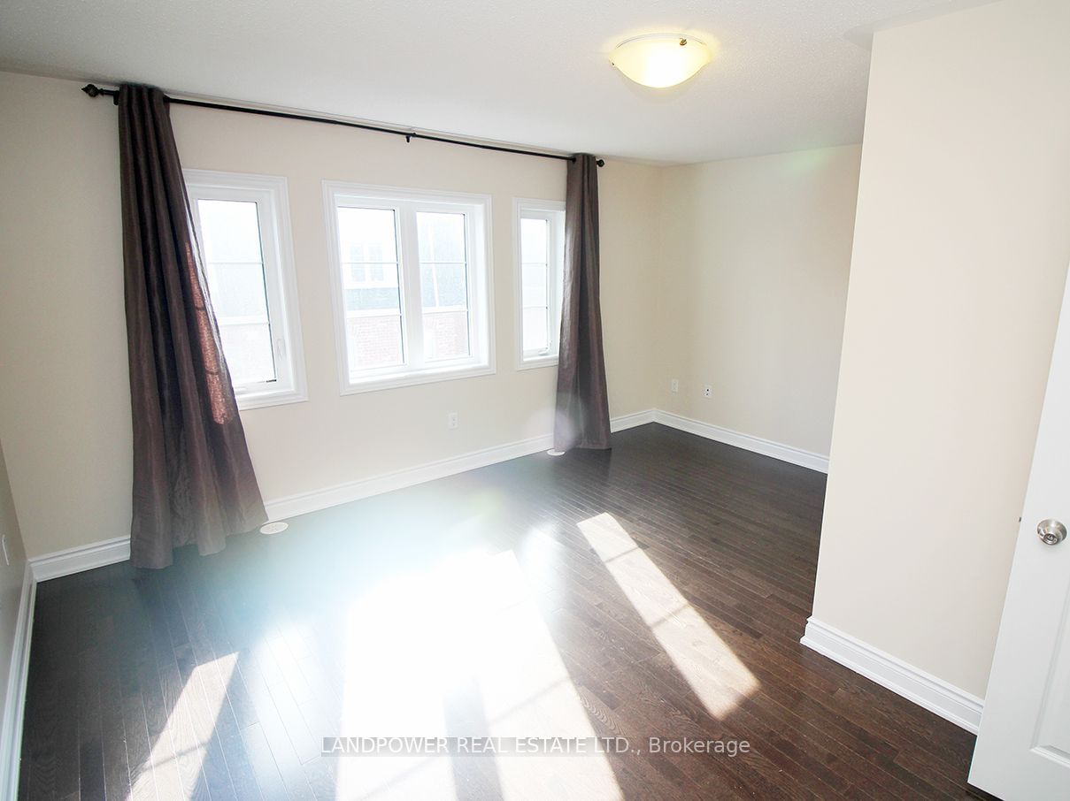 1331 Major Mackenzie Dr, unit 5 for rent - image #37