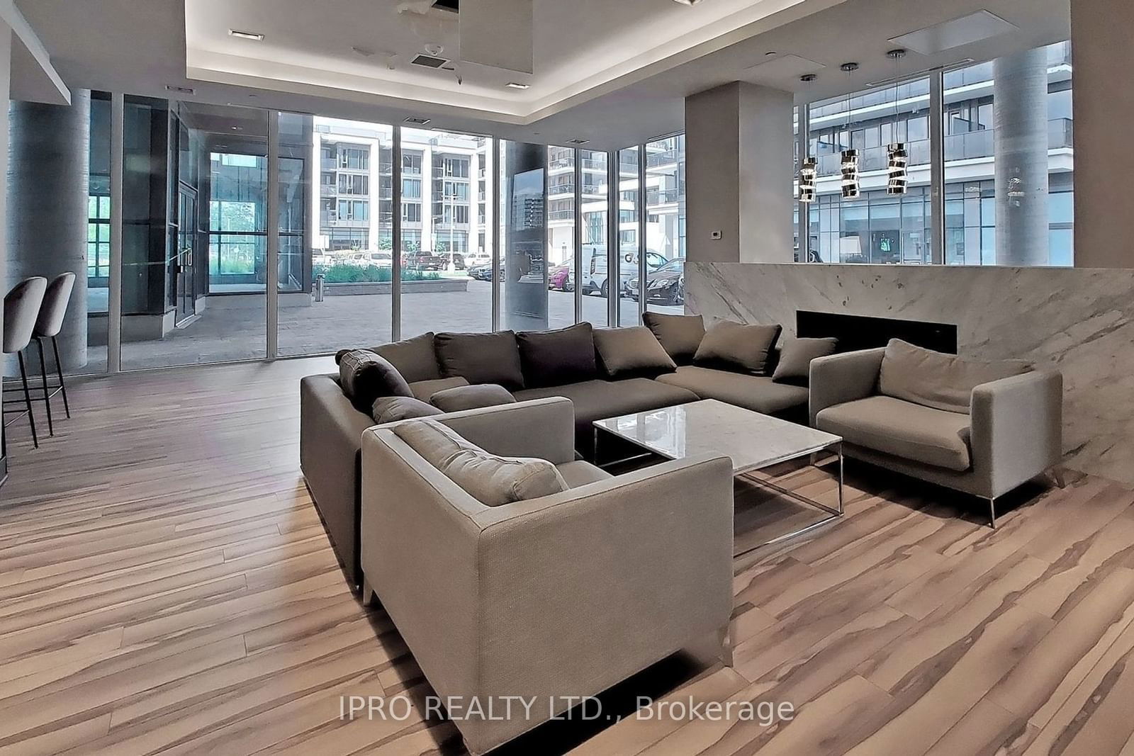 9618 Yonge St, unit 1103 for rent - image #29