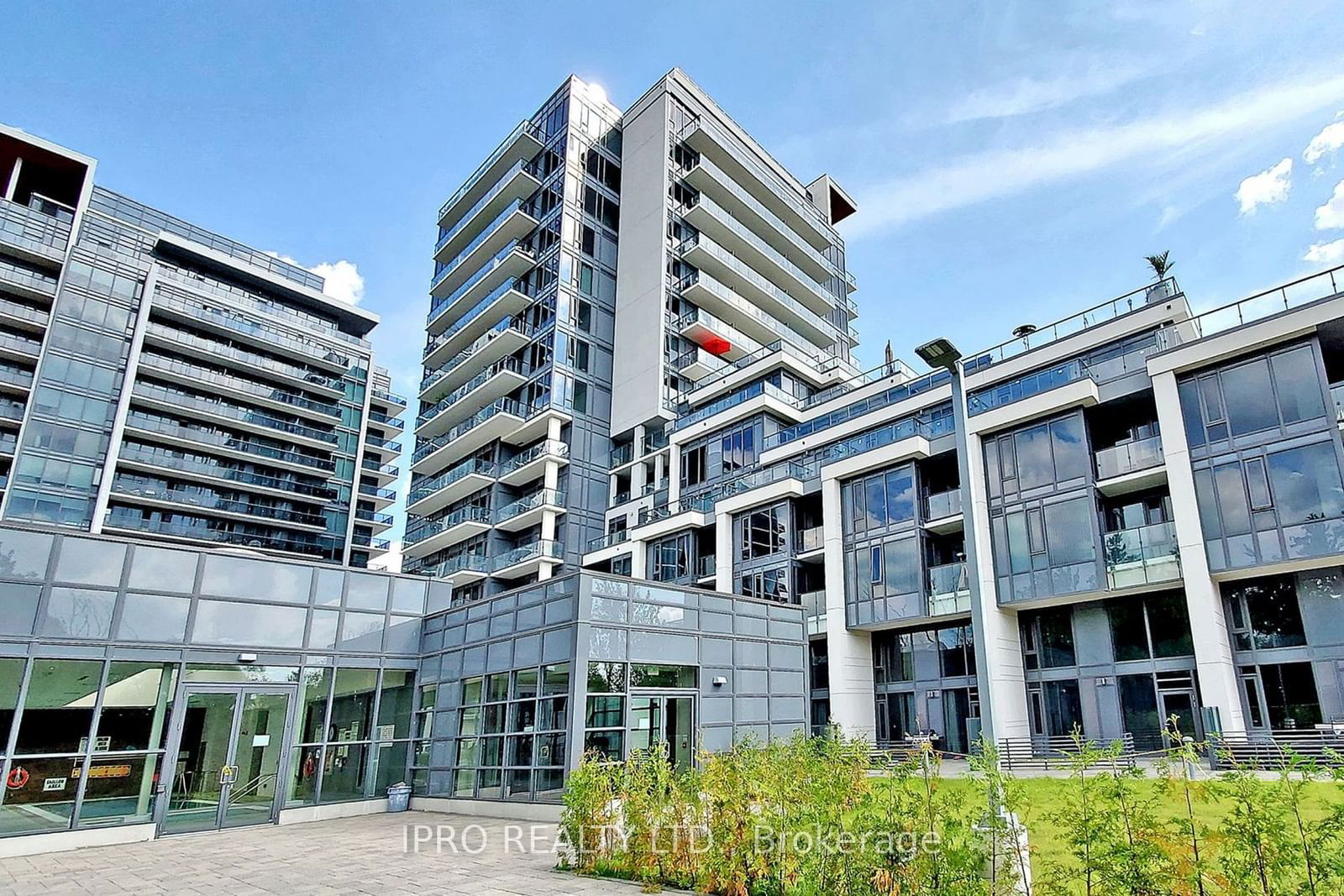 9618 Yonge St, unit 1103 for rent - image #3