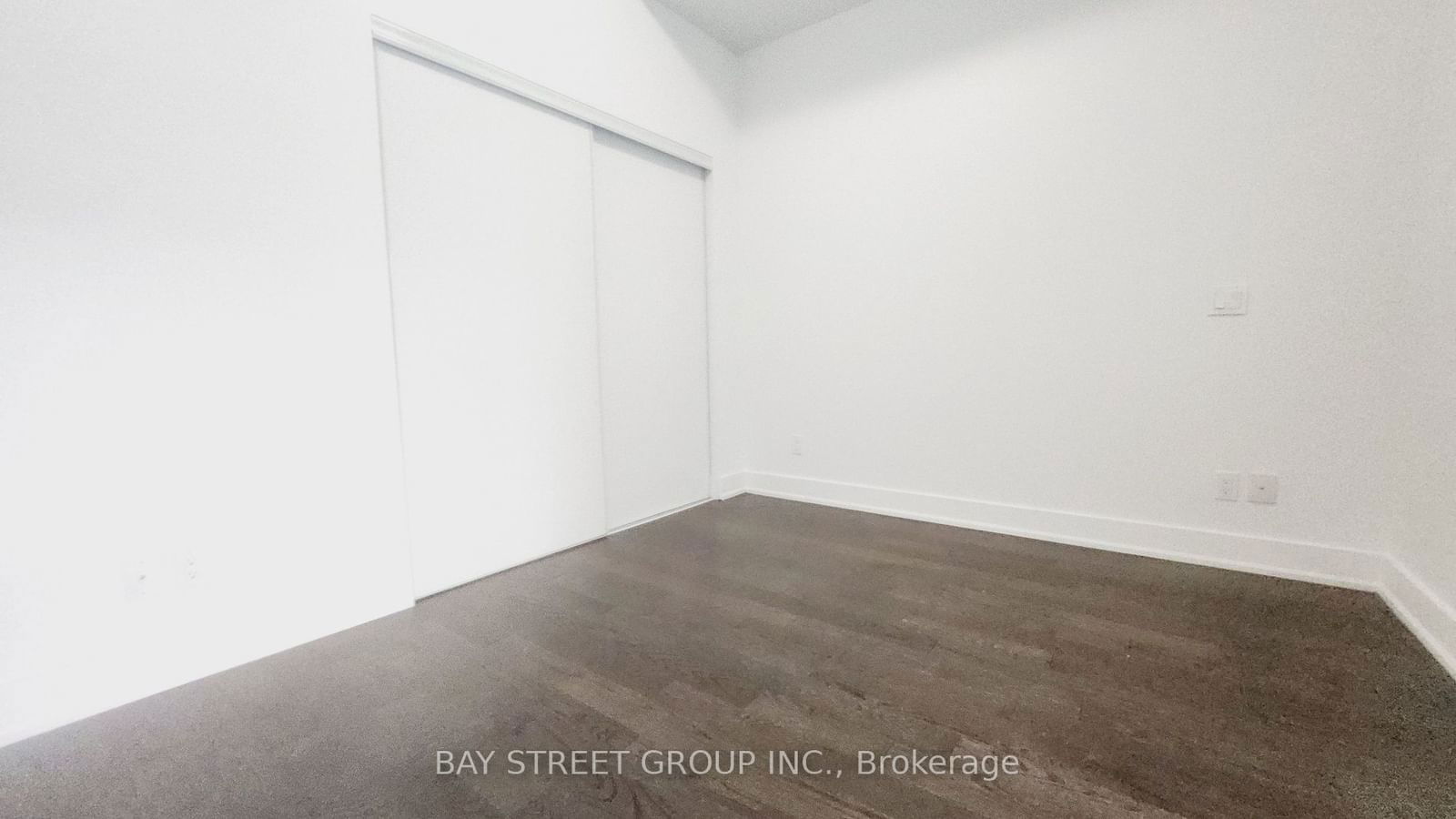 180 Enterprise Blvd, unit 301 for sale