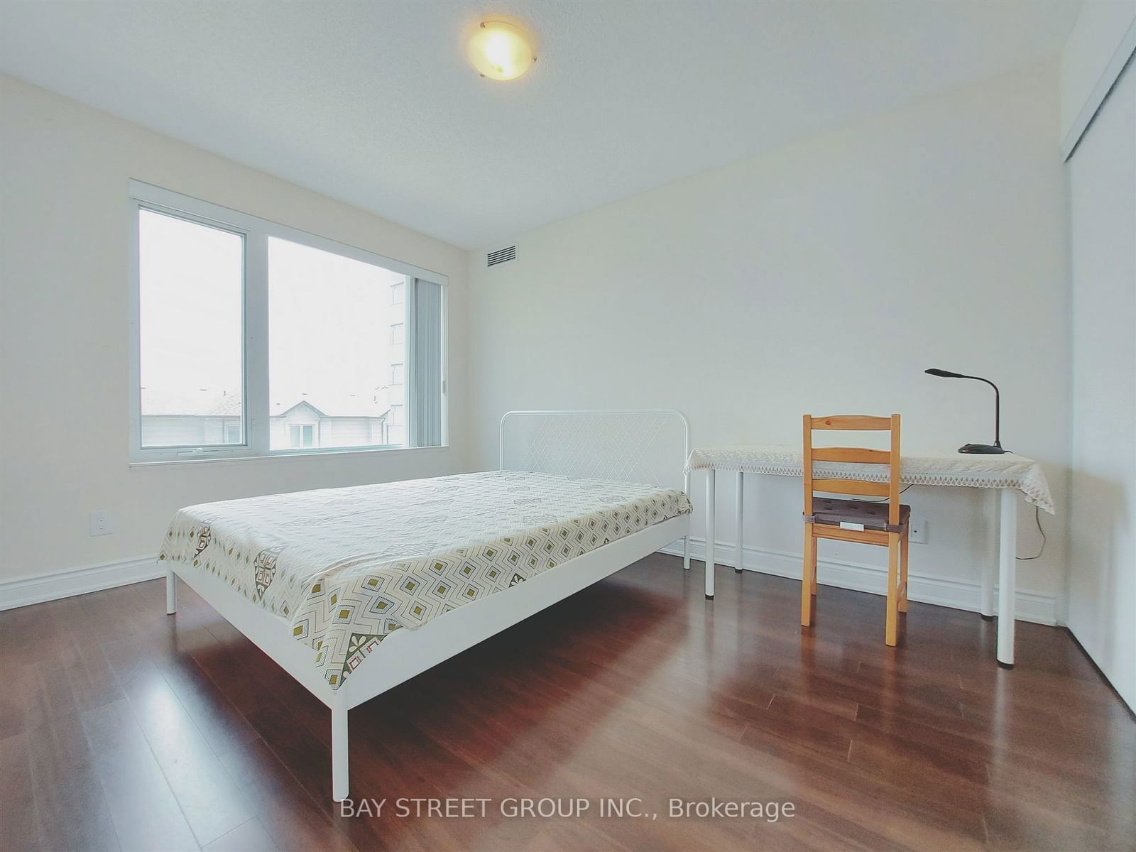 233 South Park Rd, unit 510 for sale - image #17