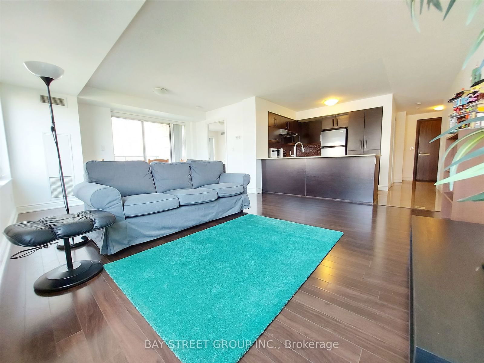 233 South Park Rd, unit 510 for sale - image #6