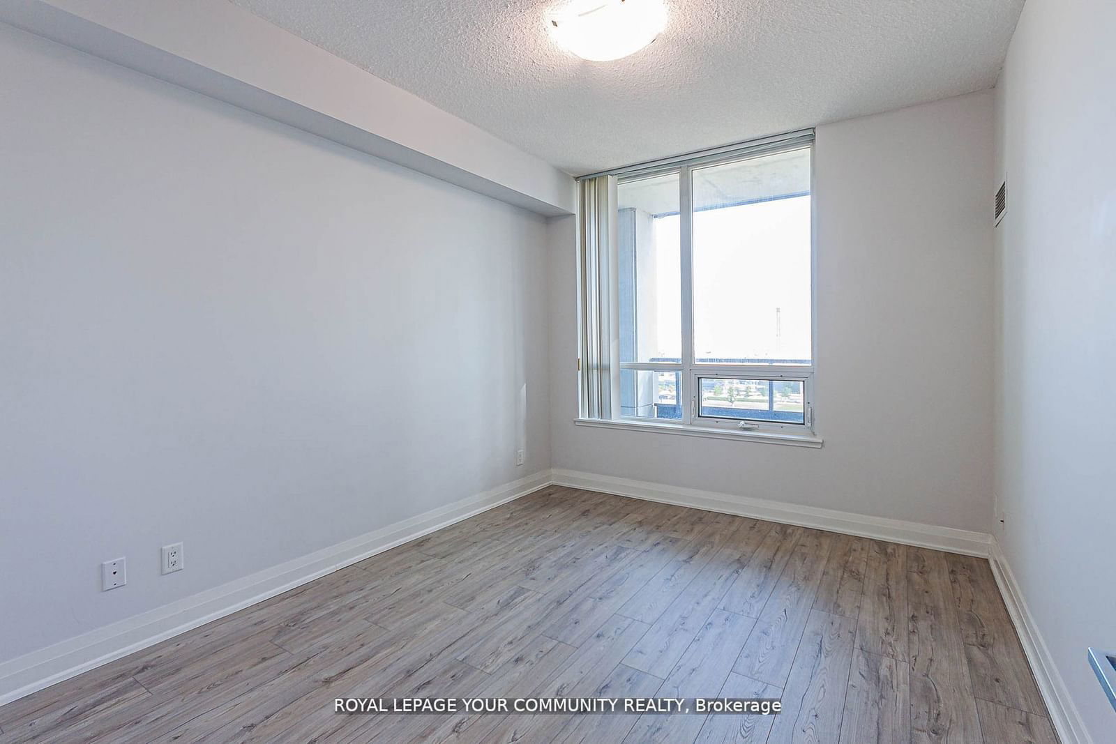 85 North Park Rd, unit 706 for rent - image #18