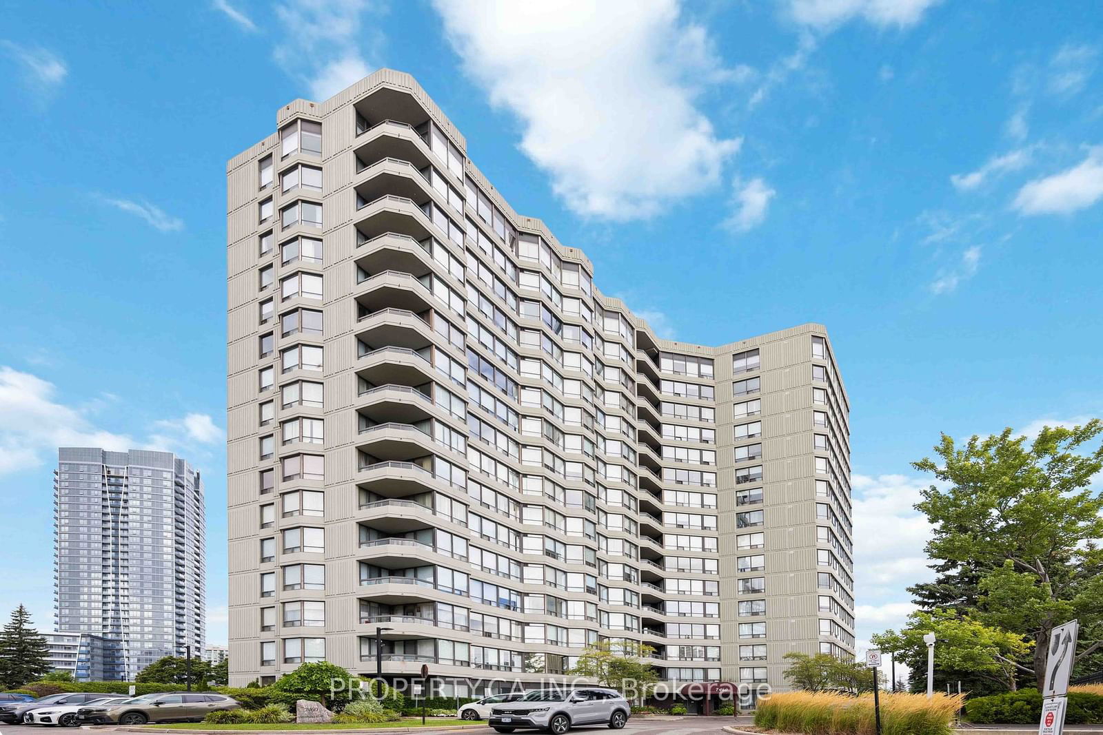 7460 Bathurst St, unit 1108 for rent