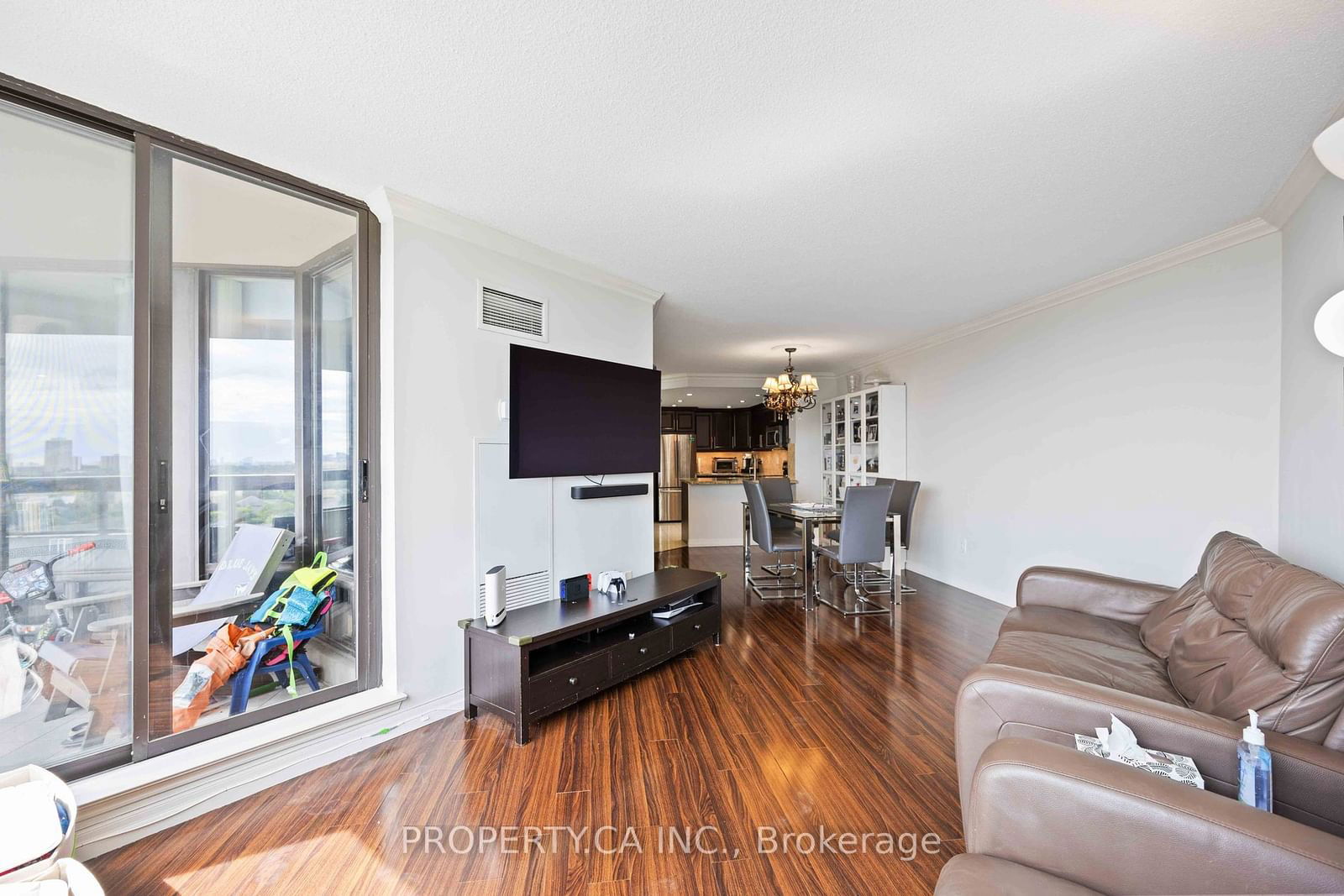 7460 Bathurst St, unit 1108 for rent - image #22