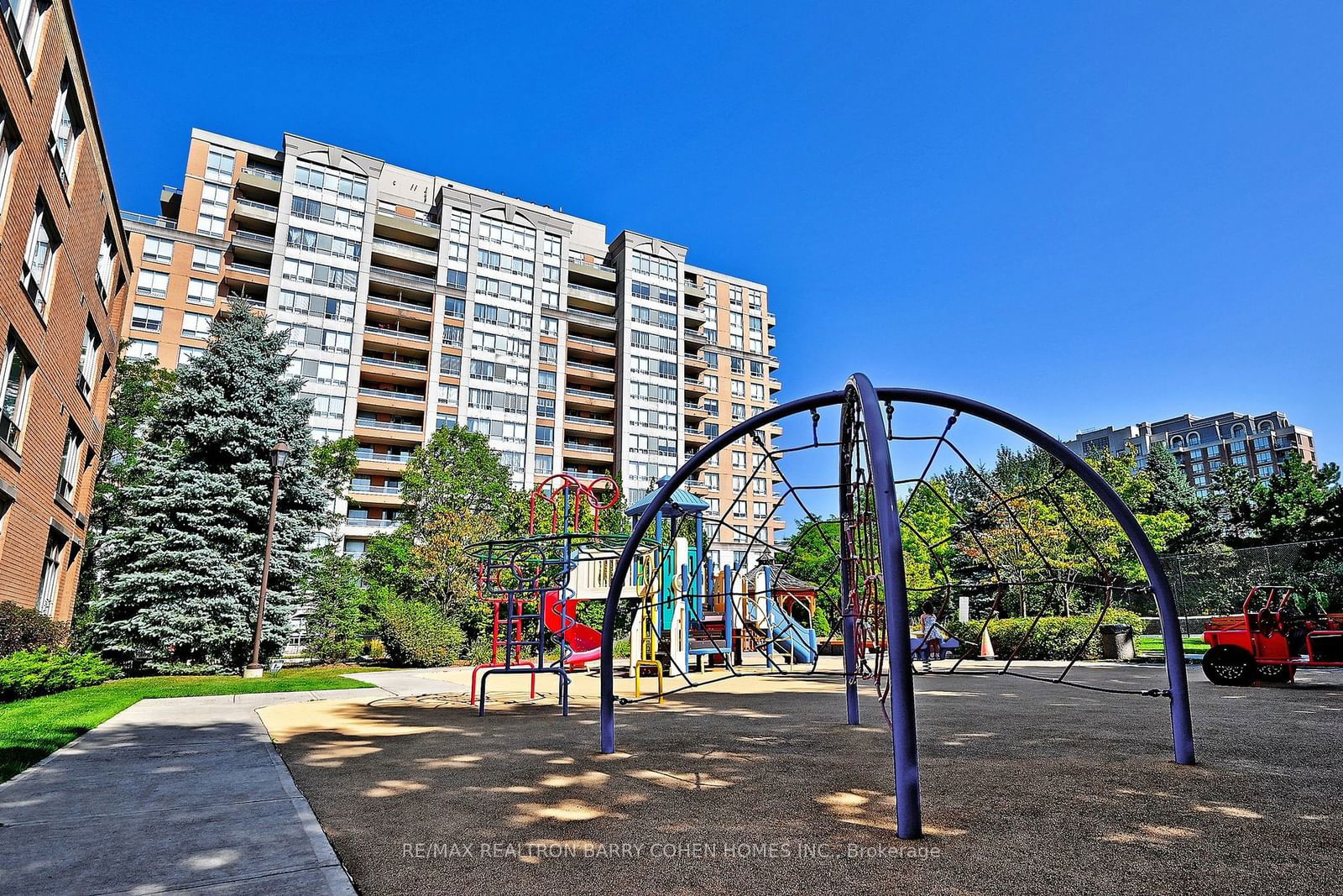 29 Northern Hts Dr S, unit 207 for sale - image #34