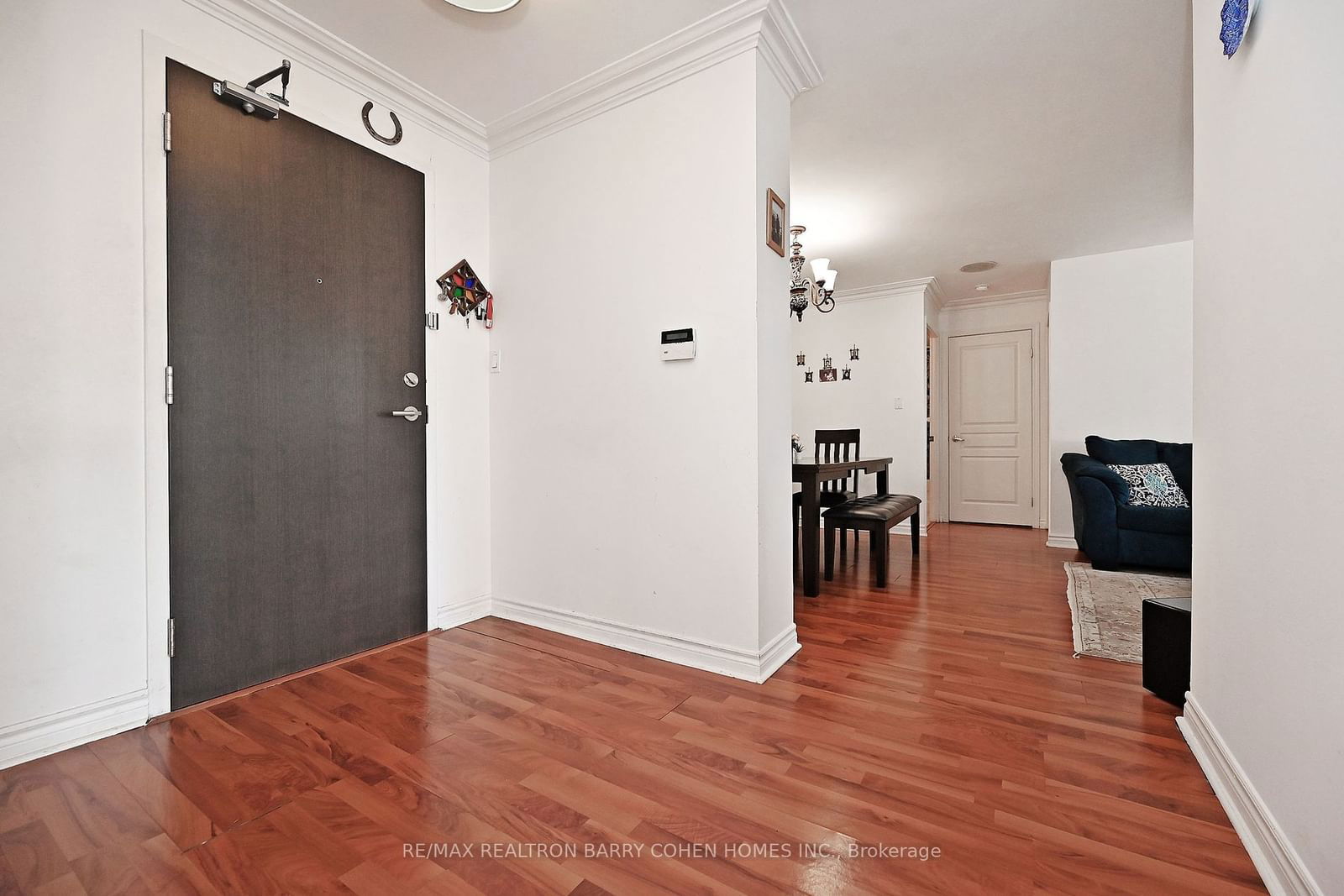 29 Northern Hts Dr S, unit 207 for sale - image #5