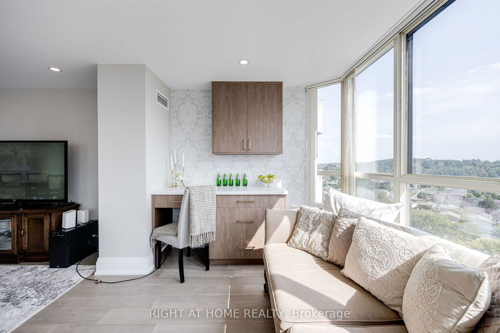 33 Weldrick Rd E, unit 1410 for sale - image #8