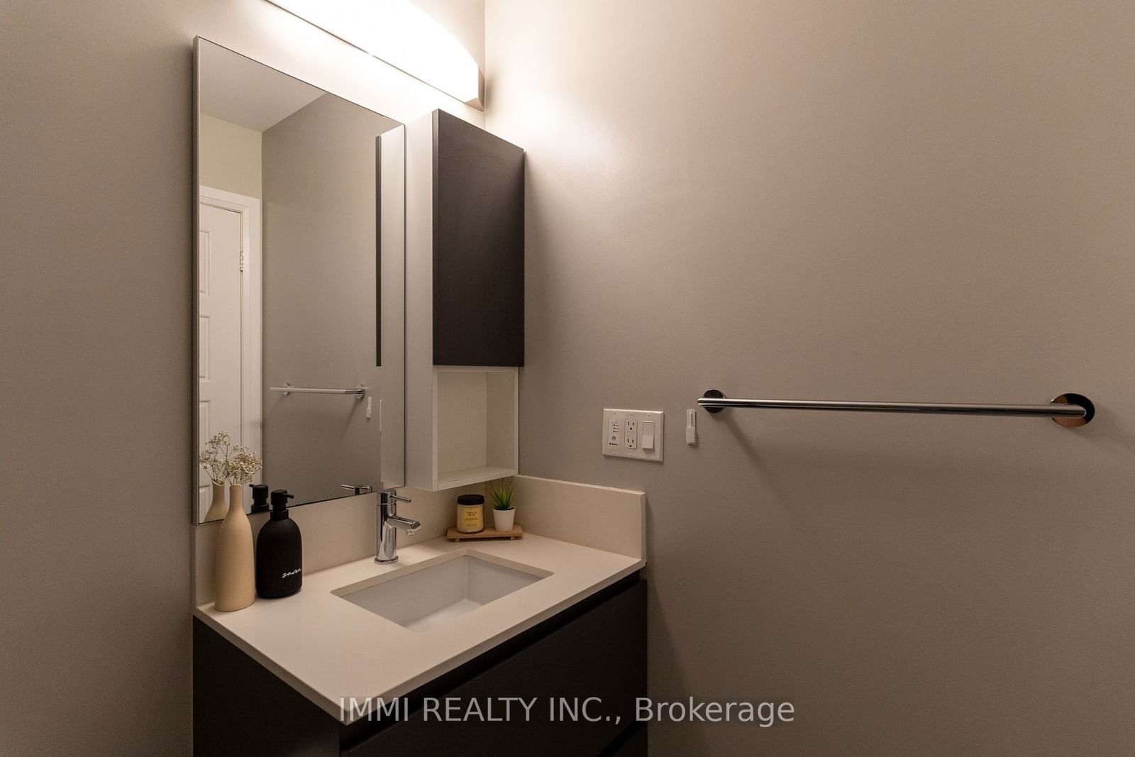 25 Water Walk Dr, unit RG20 for sale - image #11