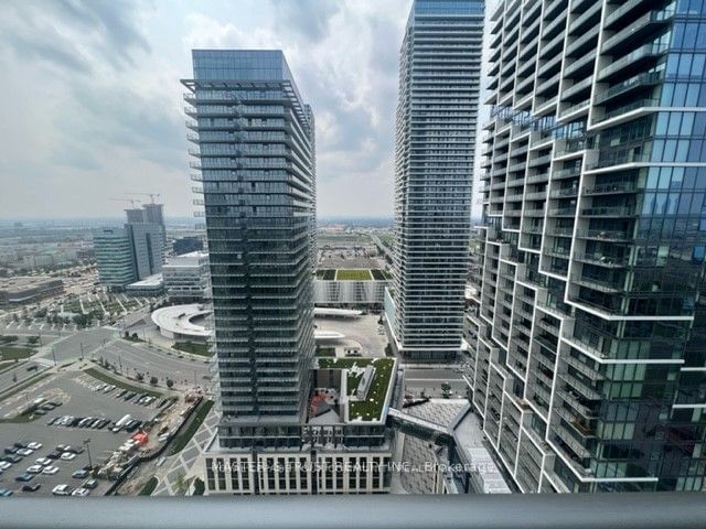 7890 Jane St, unit 4712 for rent - image #5