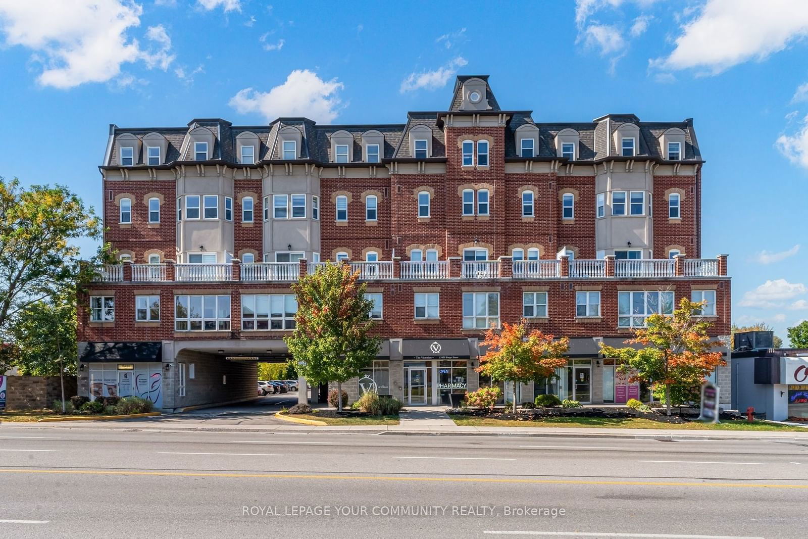 The Victorian Condos, Aurora, Toronto