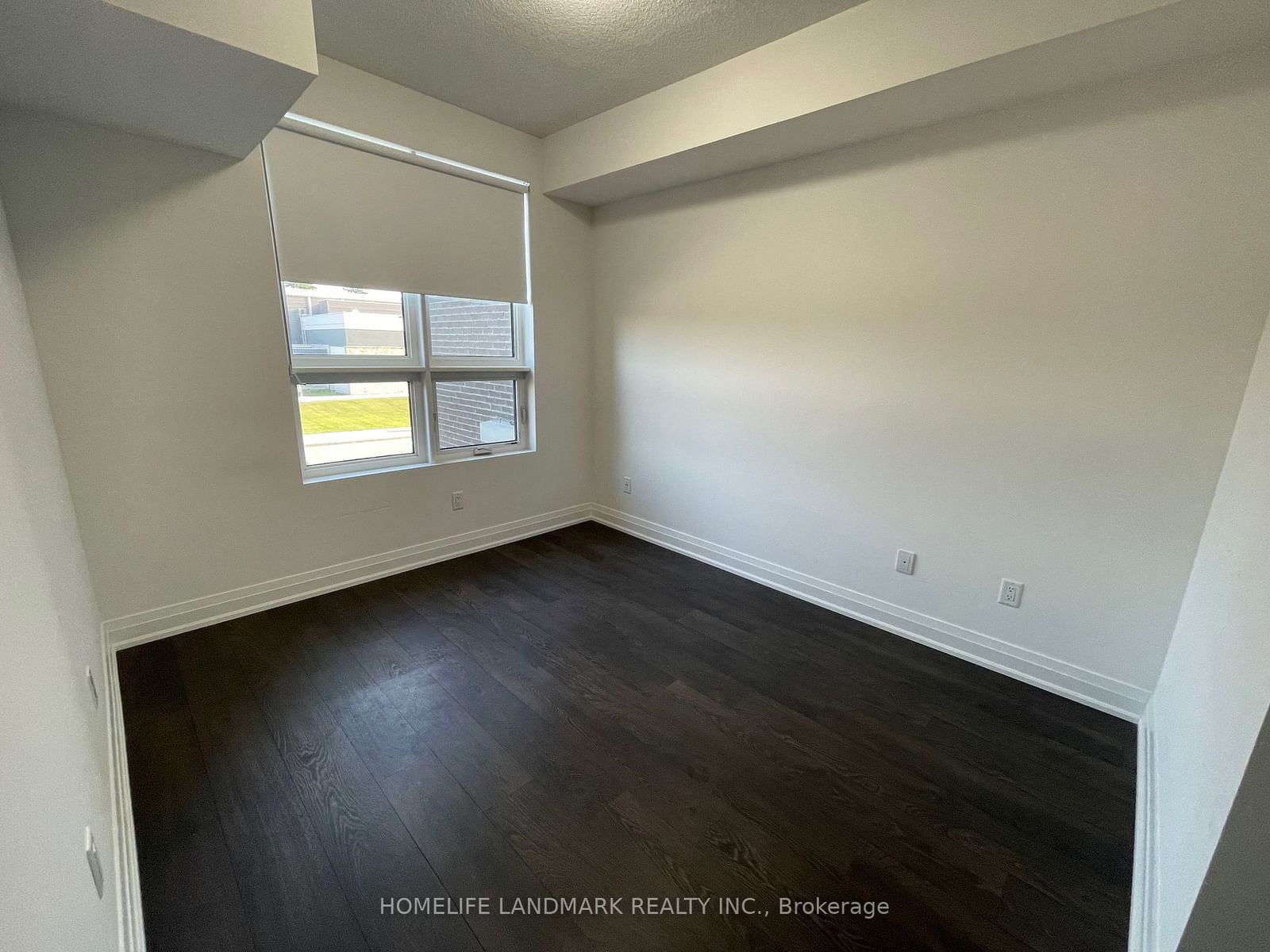 9700 ninth Line, unit 312 for rent