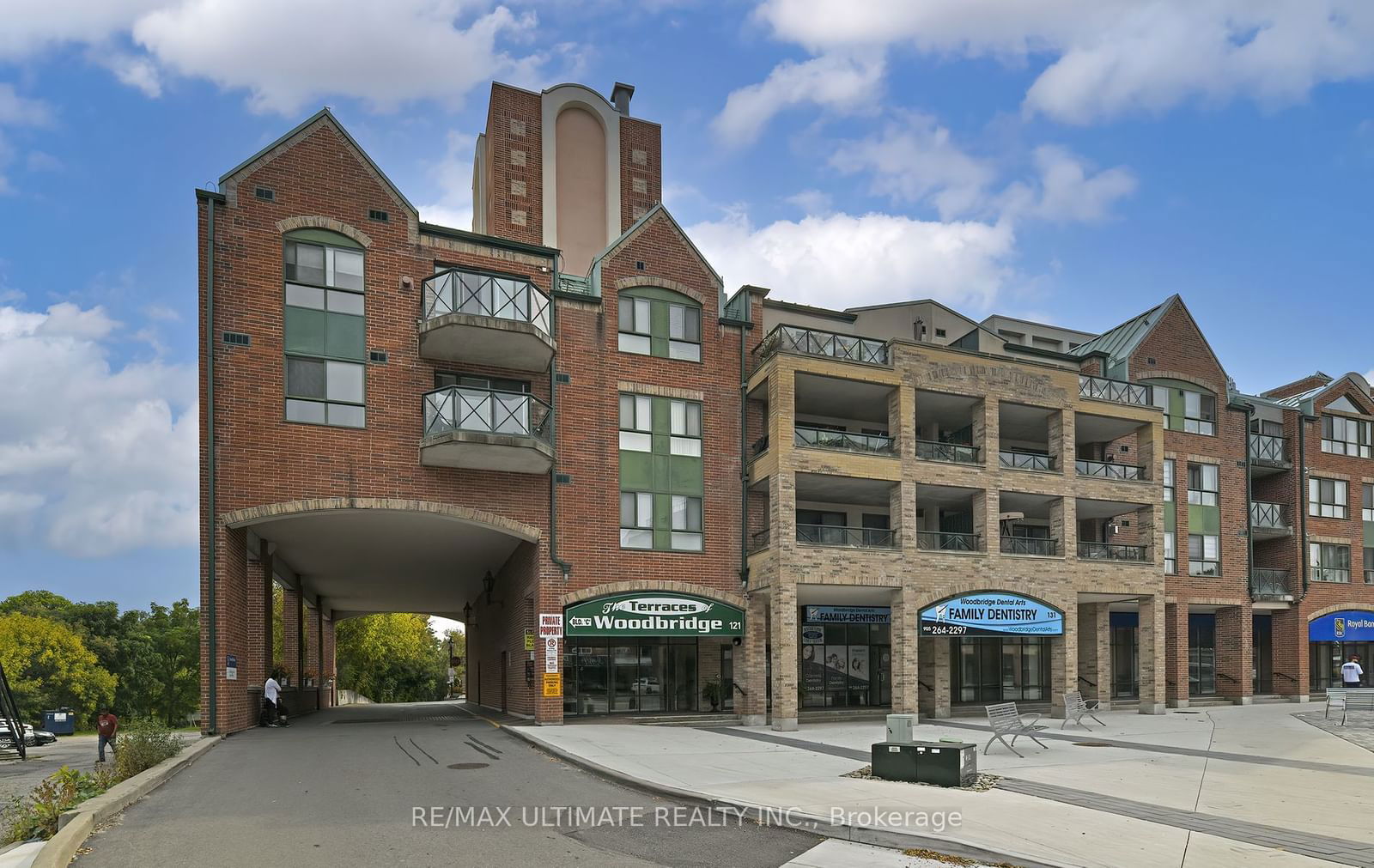 The Terraces of Woodbridge Condos, Vaughan, Toronto