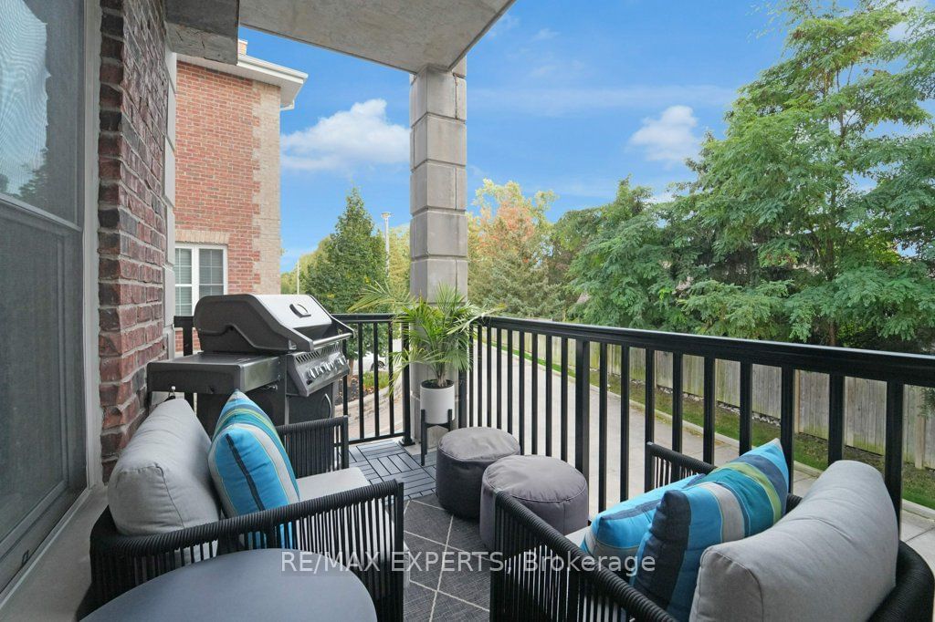 10360 Islington Ave, unit 105 for sale