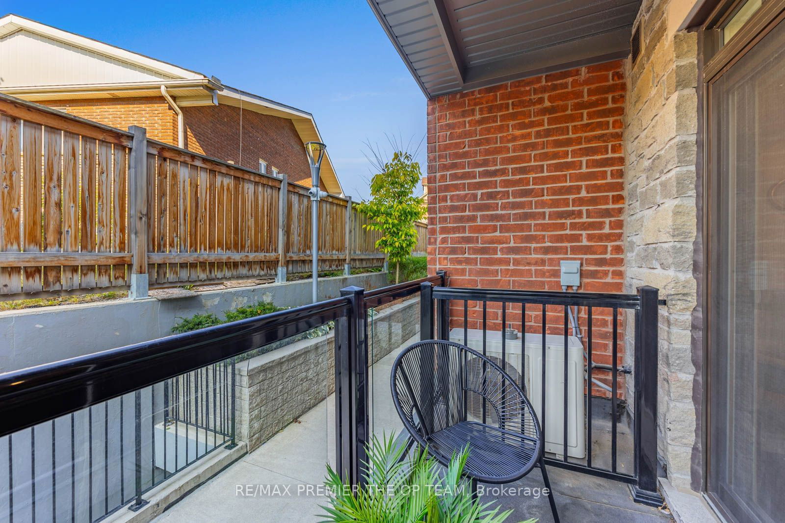 Riverside in Pine Grove Townhomes, Vaughan, Toronto