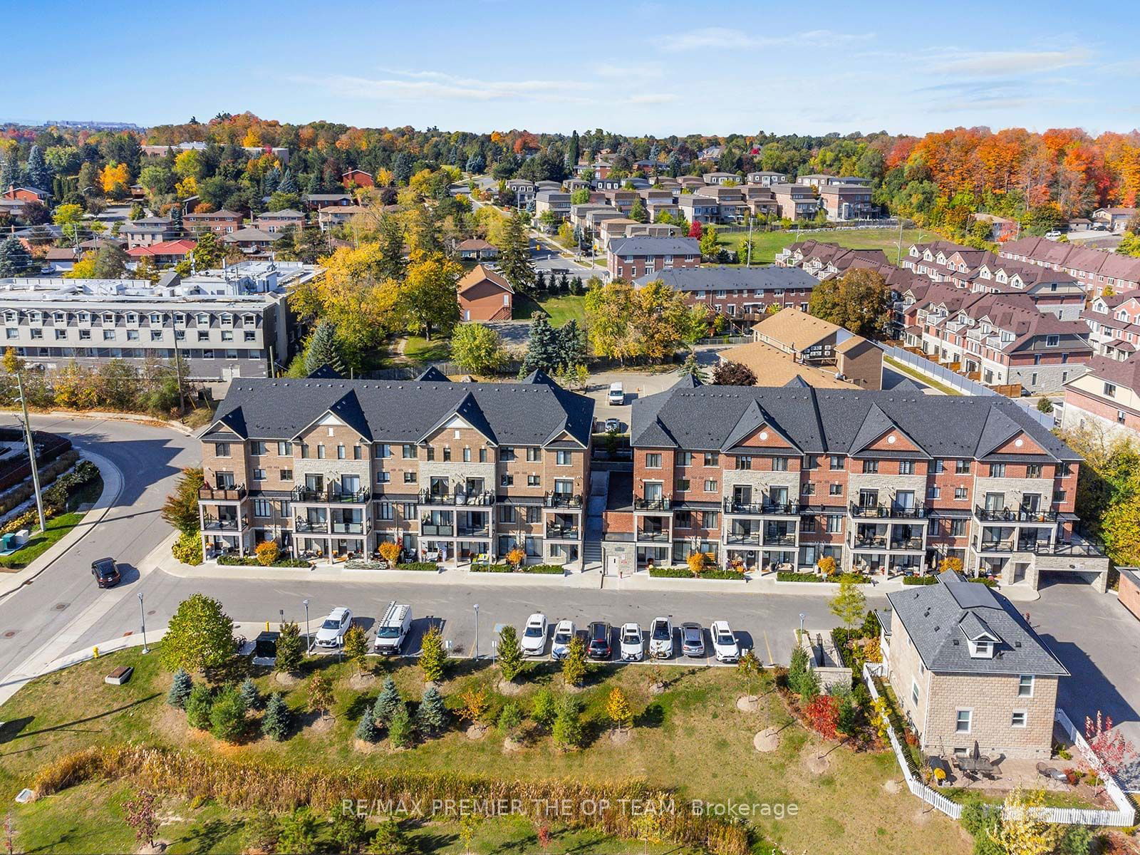 Riverside in Pine Grove Townhomes, Vaughan, Toronto