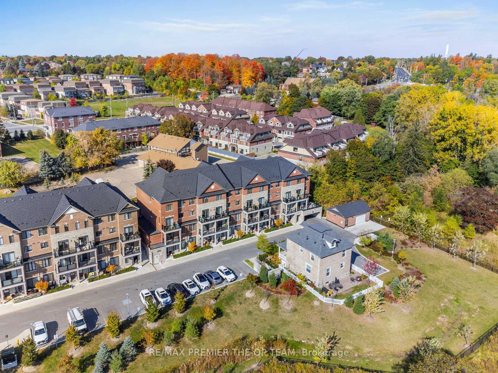 Riverside in Pine Grove Townhomes, Vaughan, Toronto