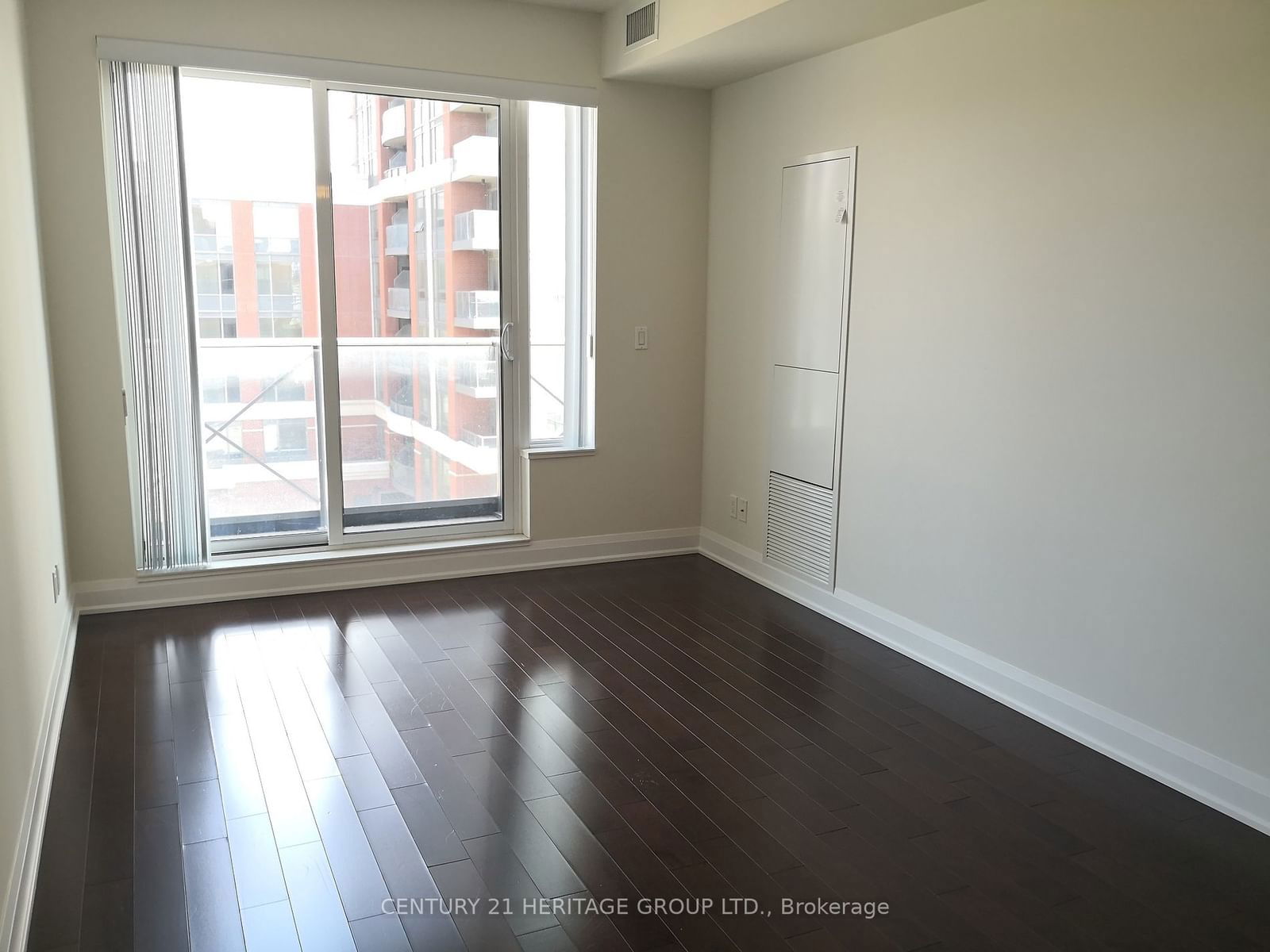 1 Uptown Dr, unit 605 for rent