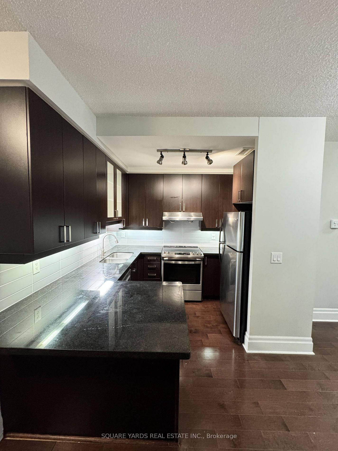 39 Upper Duke Cres, unit 217 for rent