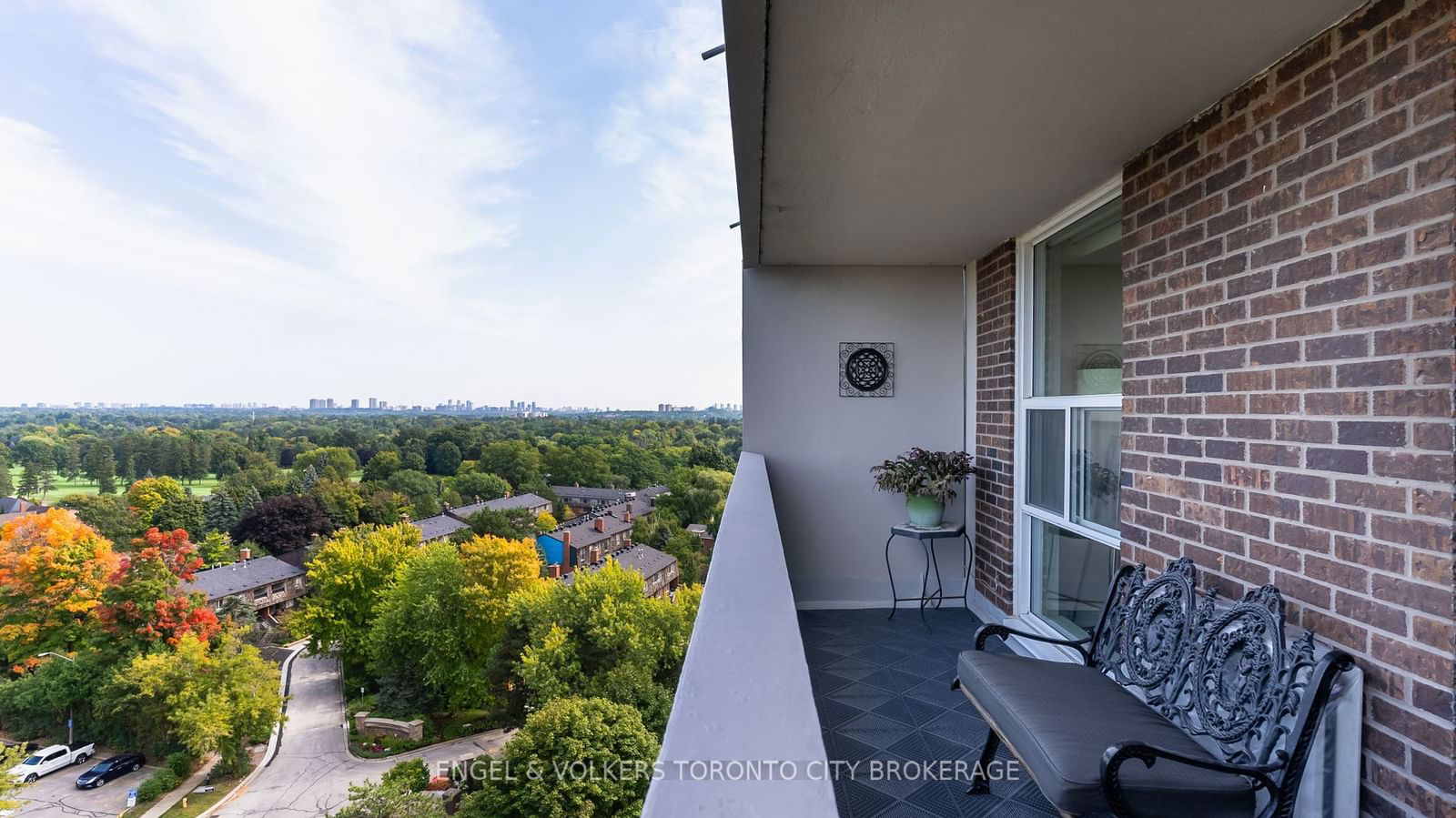 Thornhill Orchards Condos, Markham, Toronto