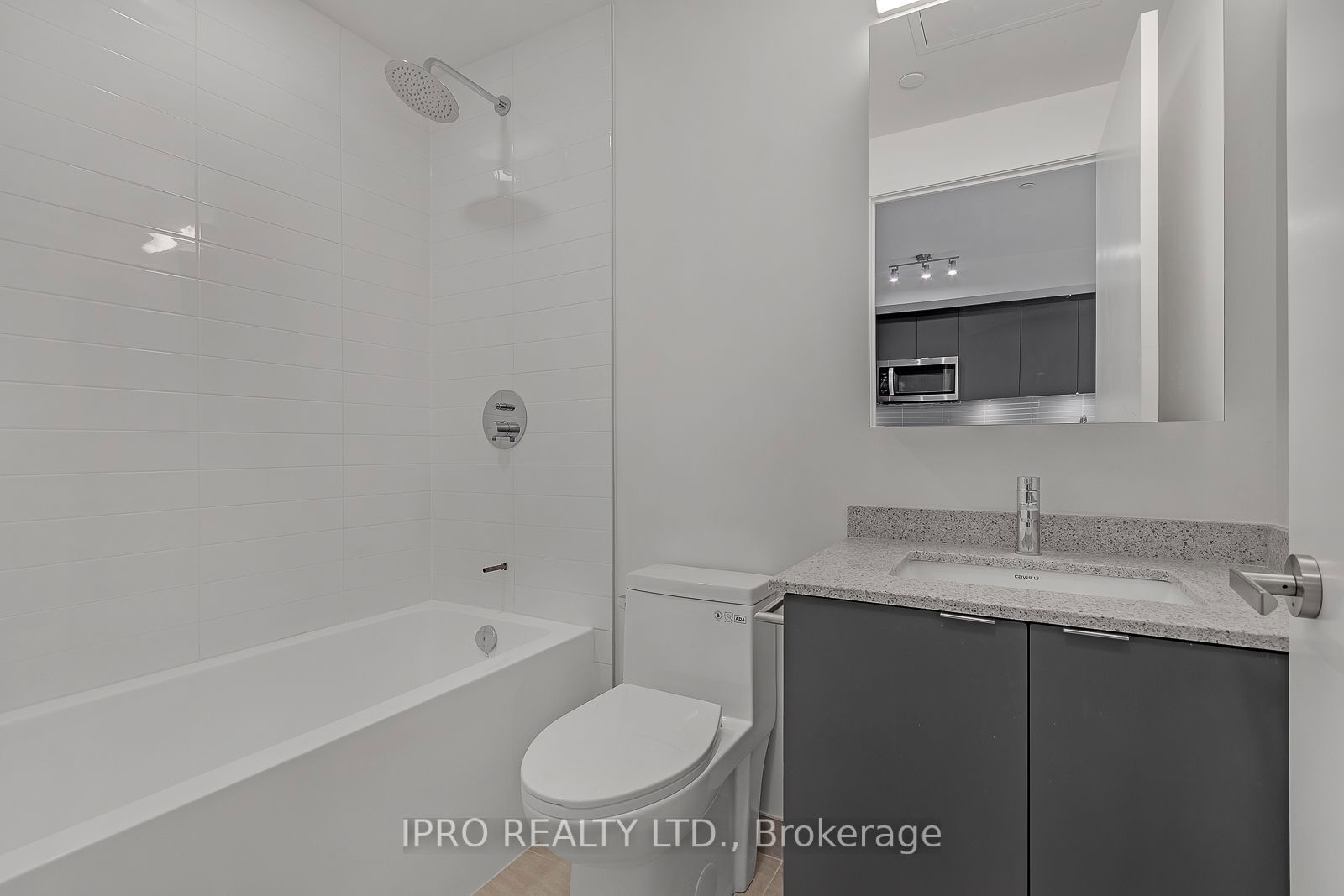 8868 YONGE St, unit 801E for rent