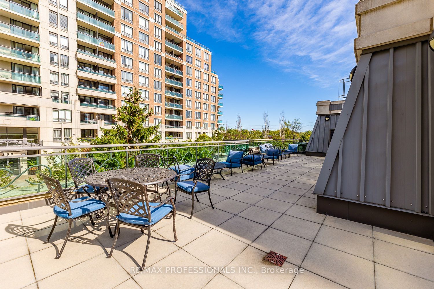 The Vineyards Condos, Richmond Hill, Toronto