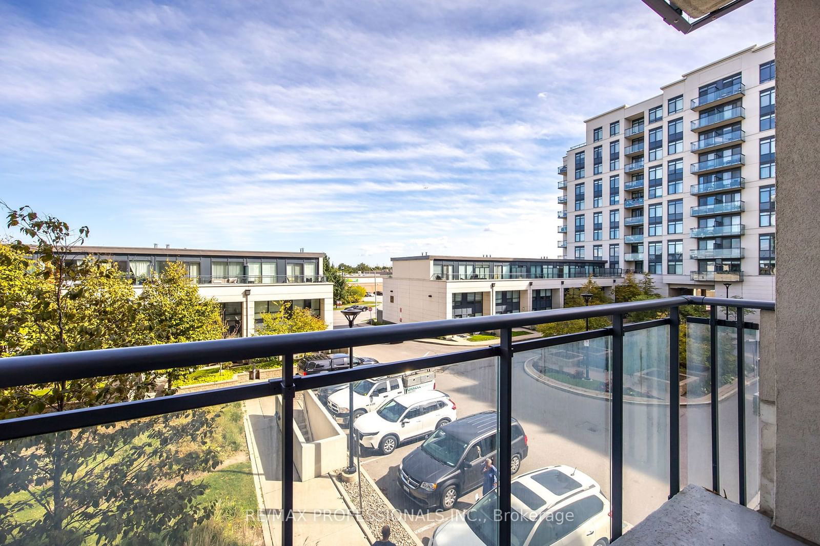 12 Woodstream Blvd, unit 209 for sale