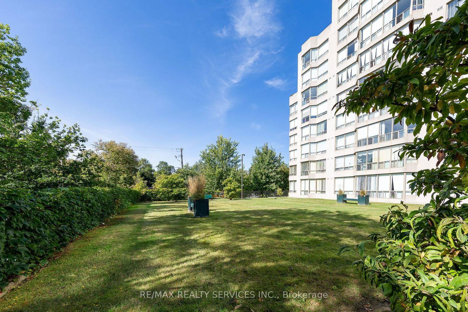 Cedar Gate II Condos, Richmond Hill, Toronto