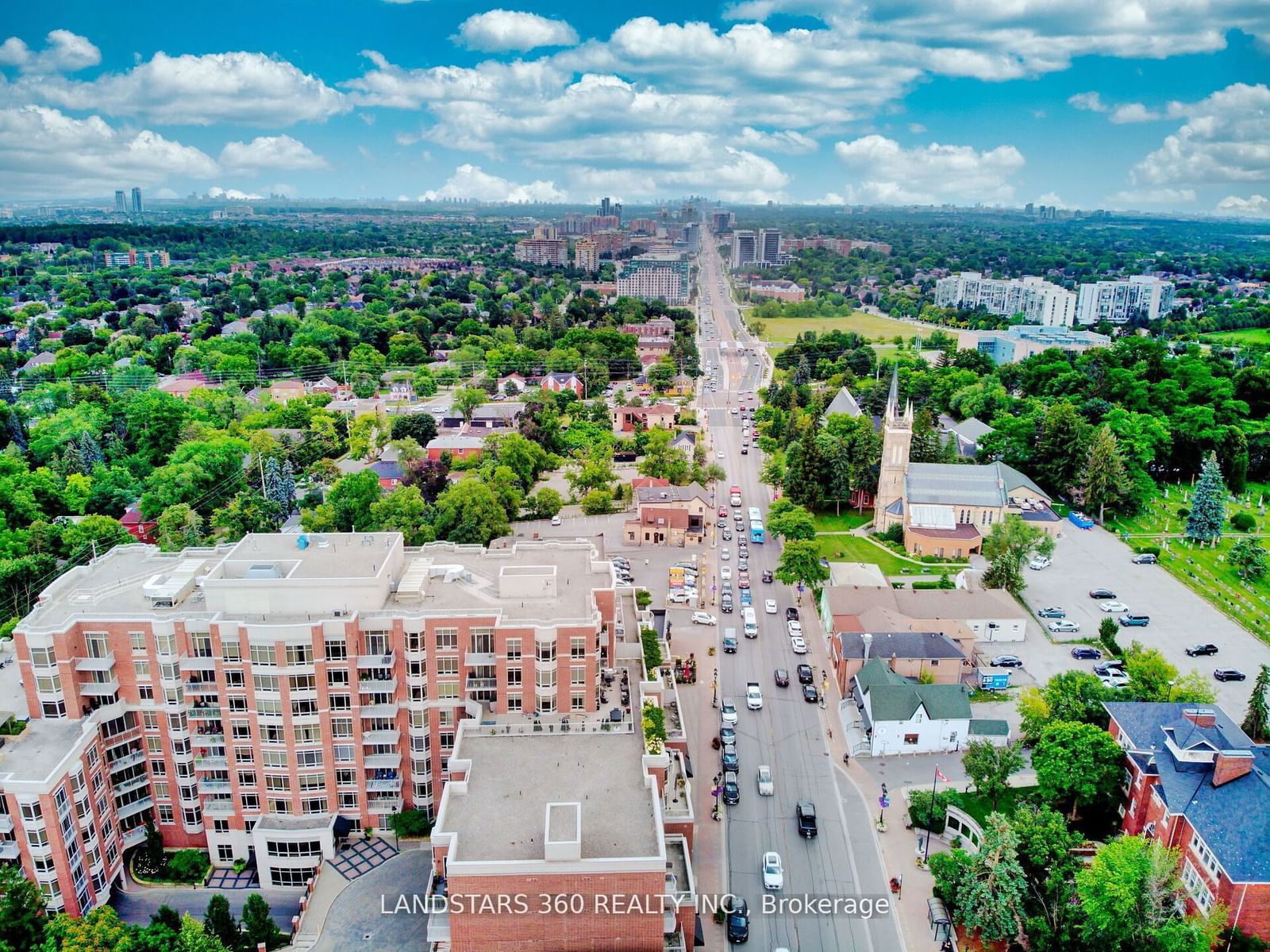 The Renaissance Of Richmond Hill Condos, Richmond Hill, Toronto