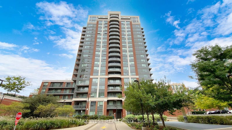 1 Uptown Dr, unit 303 for sale