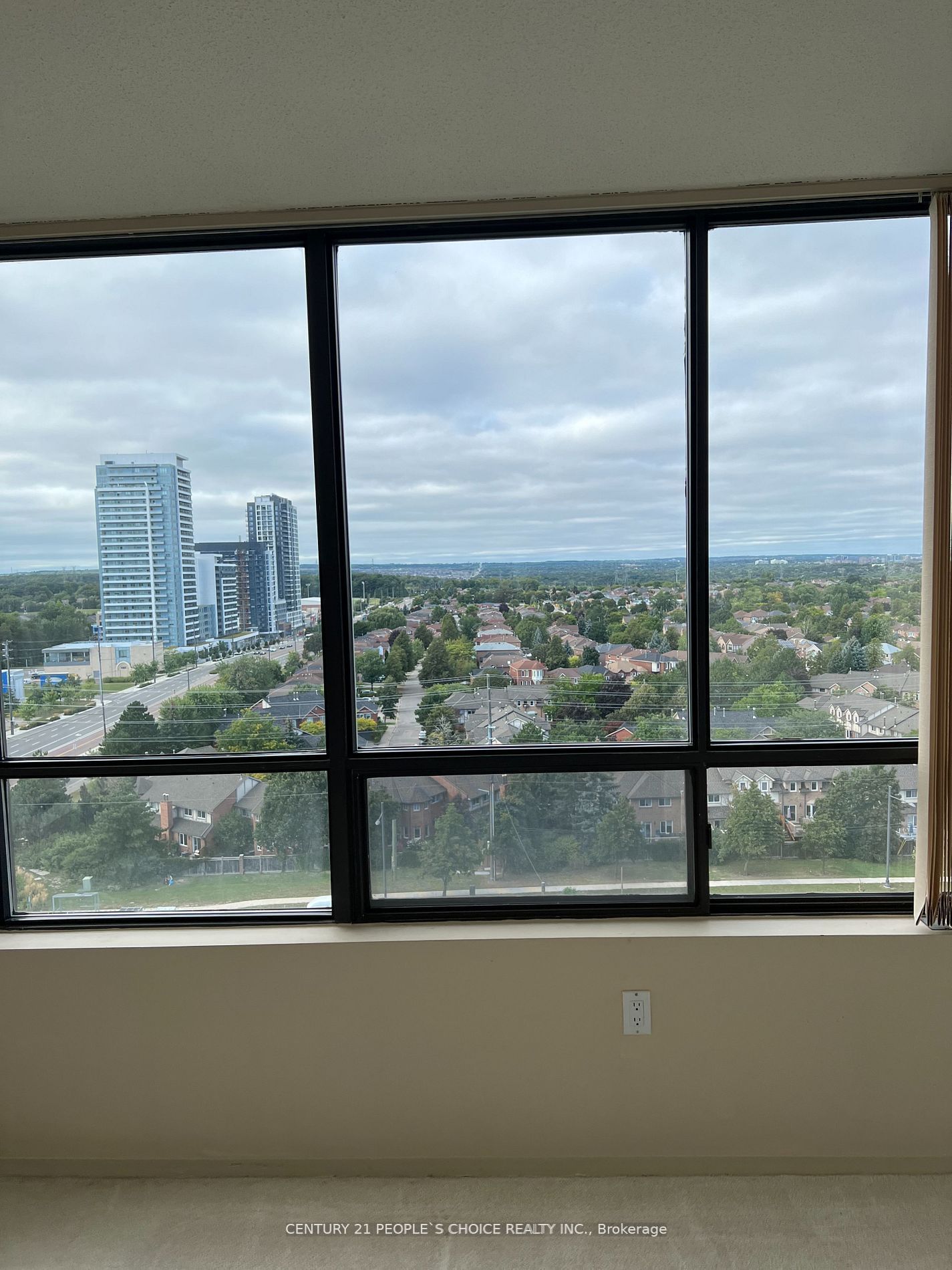 7601 Bathurst St, unit 1214 for rent