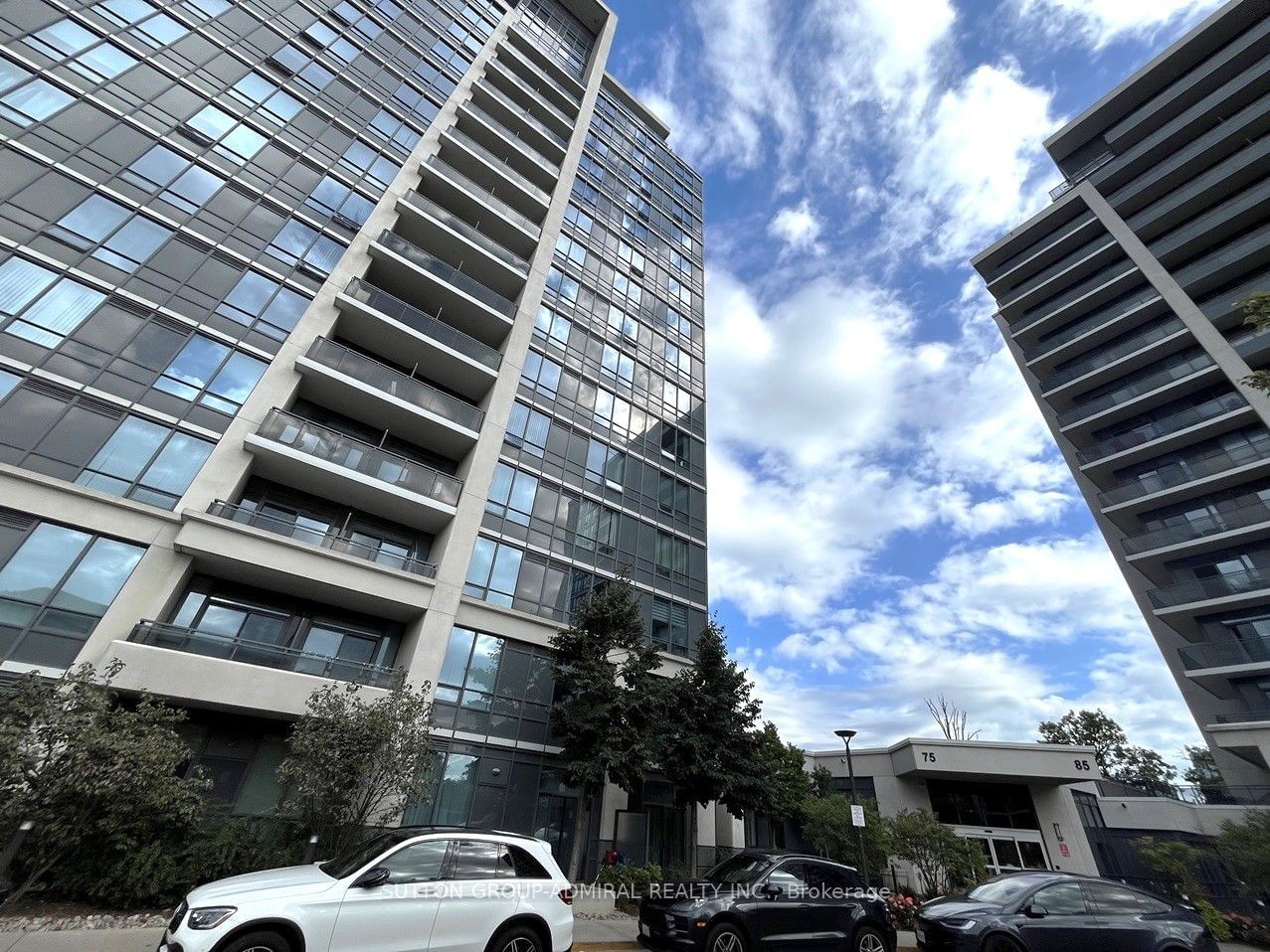 75 North Park, unit 1602 for rent