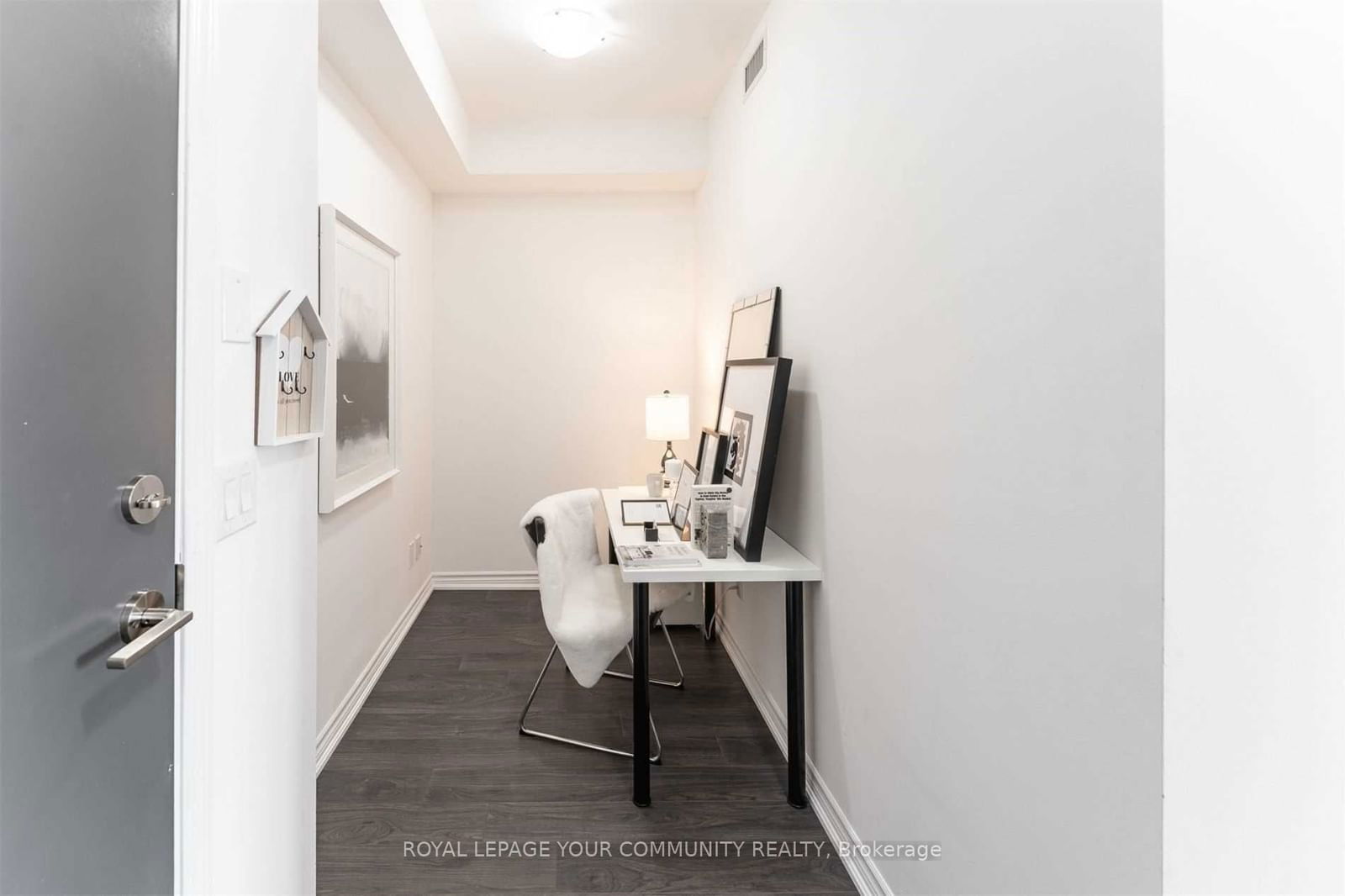 11611 Yonge St, unit 319 for sale