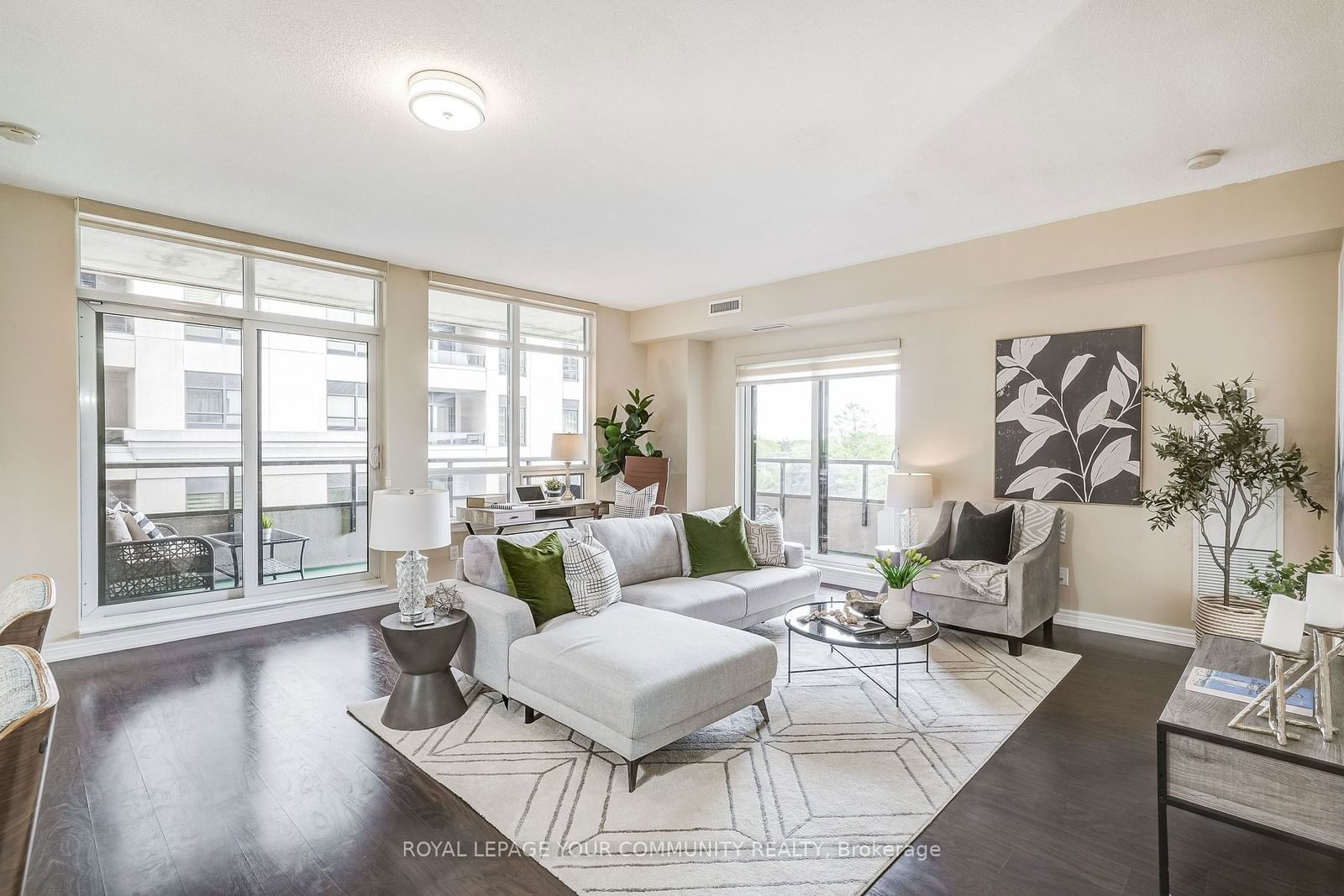 9245 Jane St, unit 505 for sale