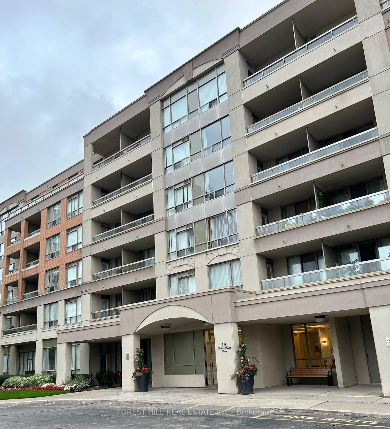 Empire Place on Yonge II Condos, Richmond Hill, Toronto