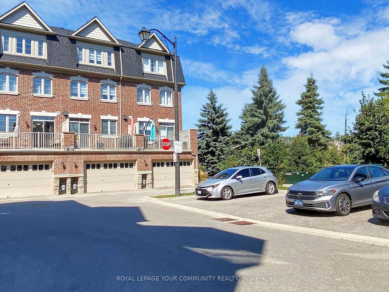 1331 Major Mackenzie Dr W, unit 141 for sale