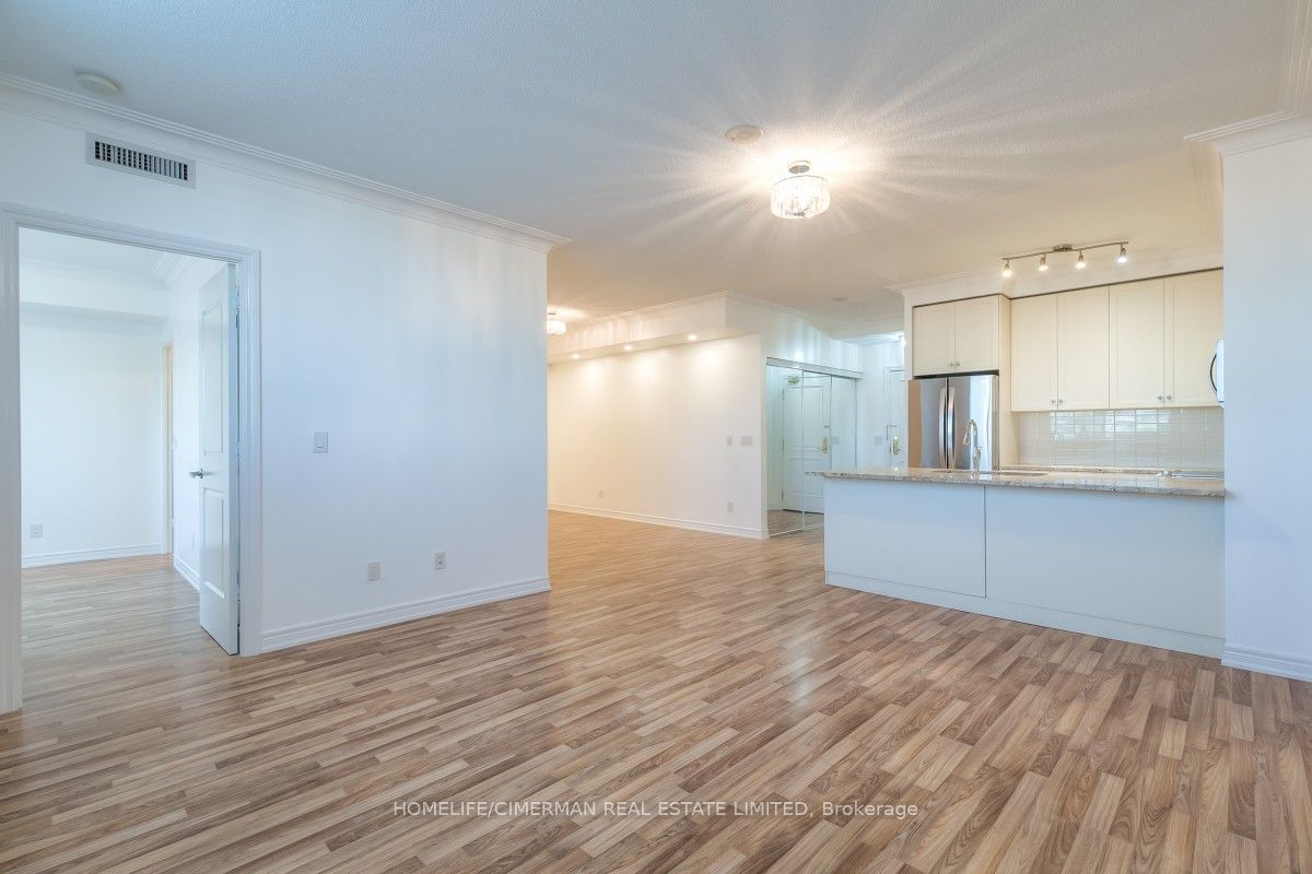 9245 Jane St, unit 415 for sale