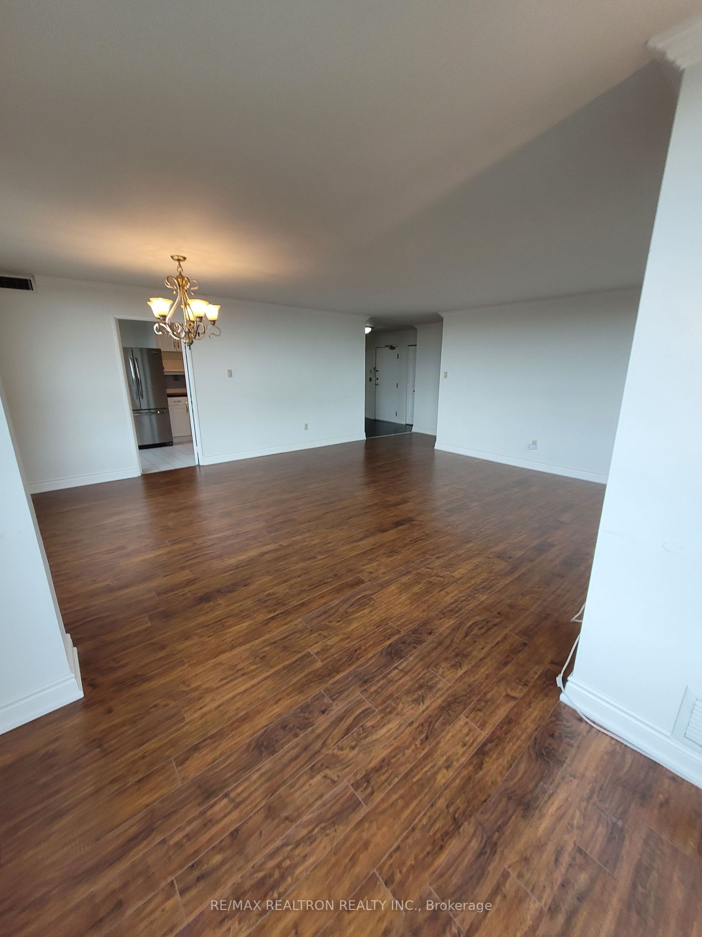 7805 Bayview Ave, unit 1113 for rent