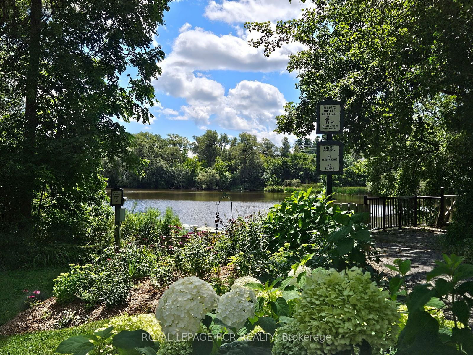 On Bogart Pond Townhomes, Newmarket, Toronto