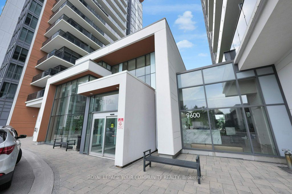 9600 Yonge St, unit 711B for sale