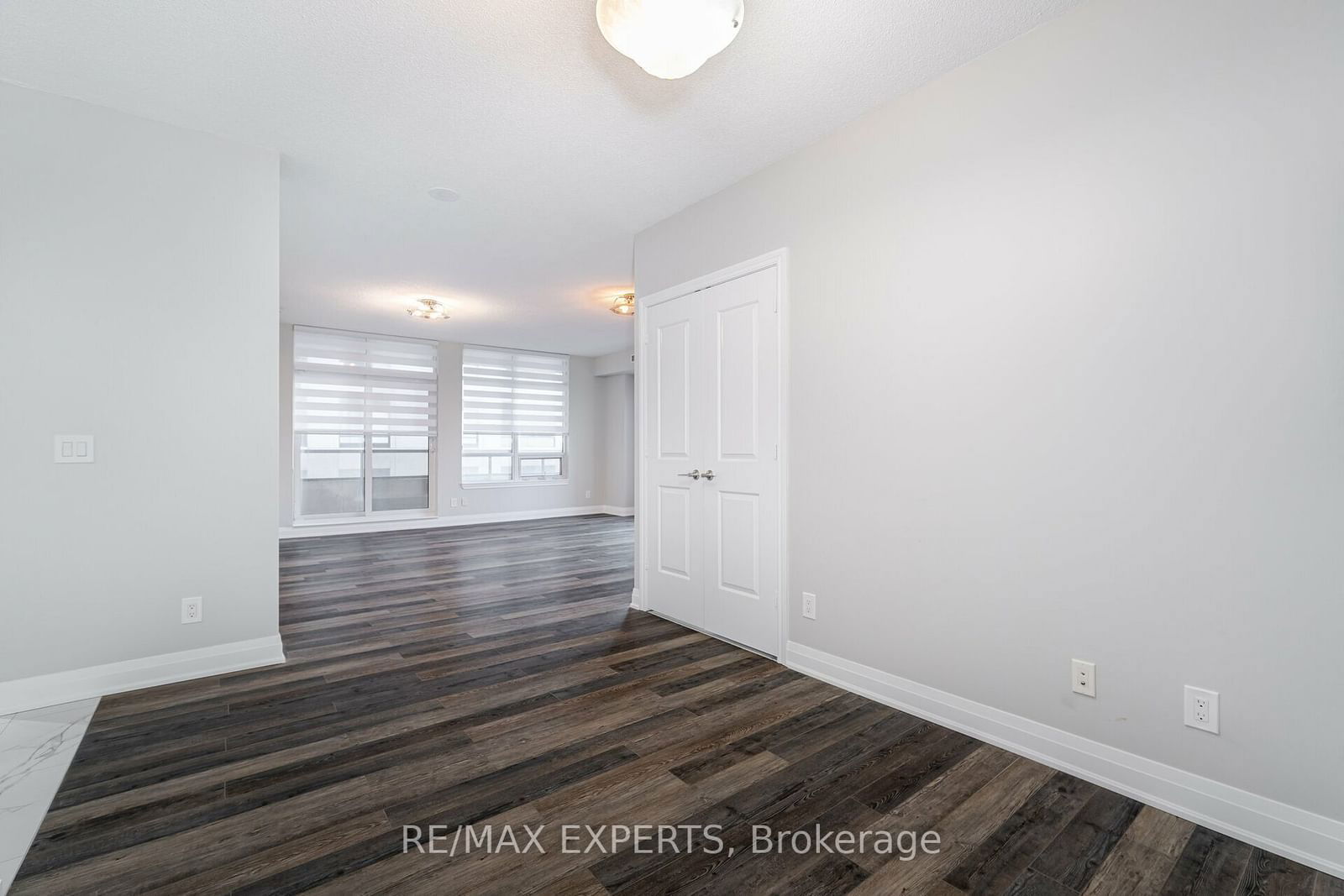 9245 Jane St, unit 905 for rent