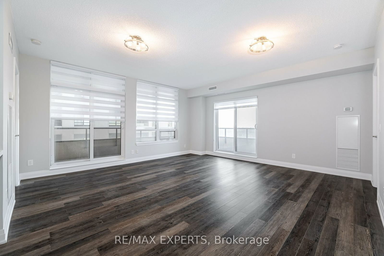 9245 Jane St, unit 905 for rent