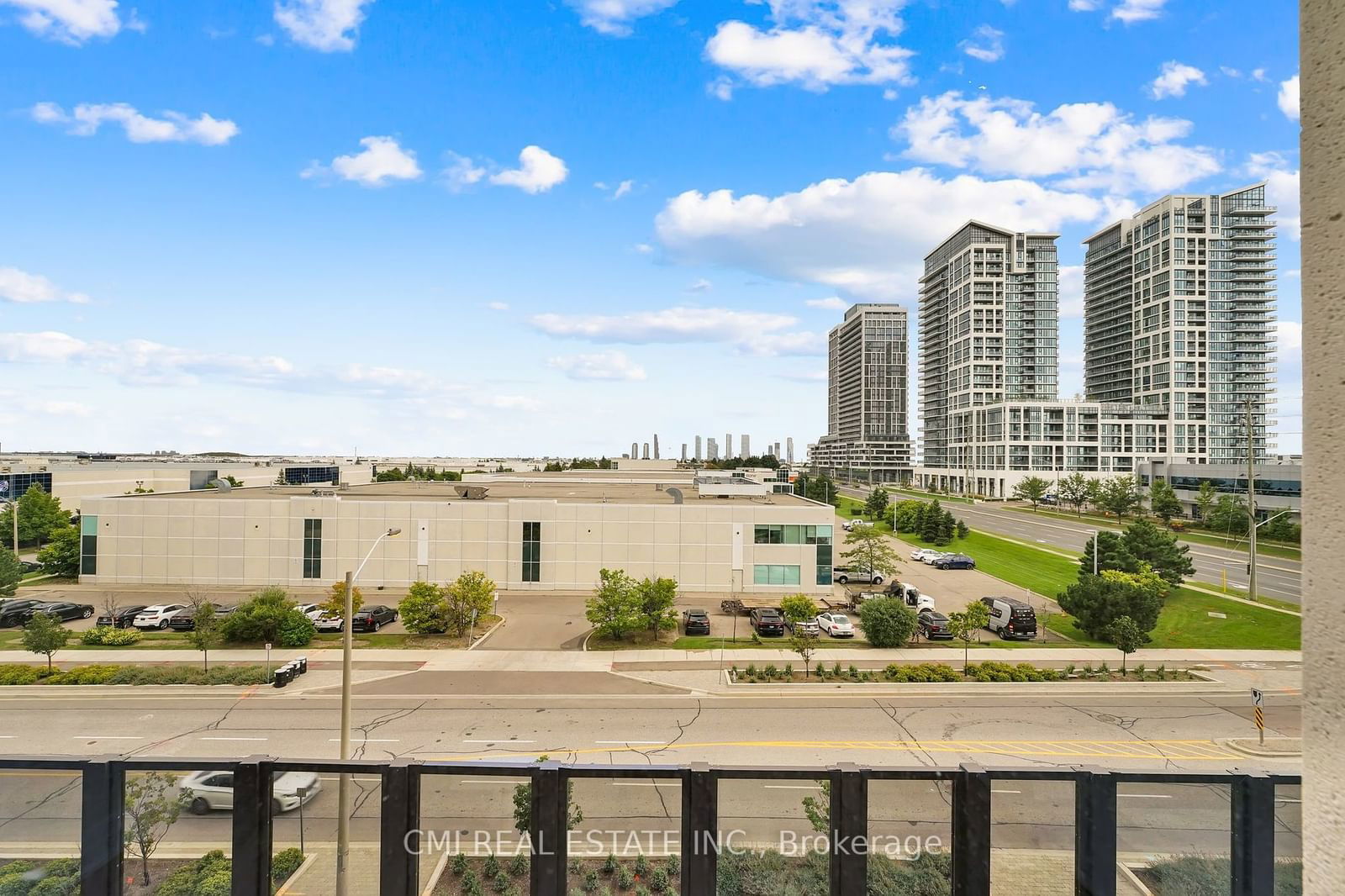 9075 Jane St, unit 407 for sale