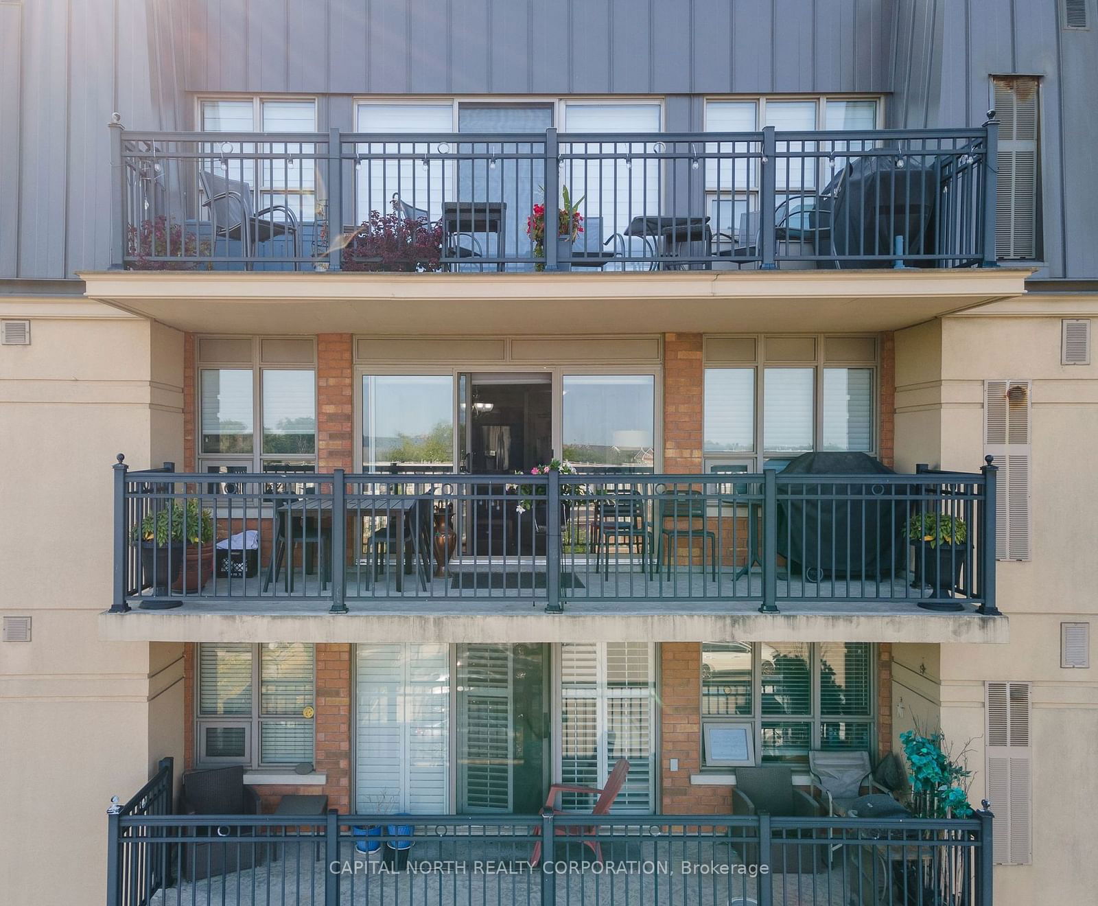 8026 Kipling Ave, unit 403 for sale